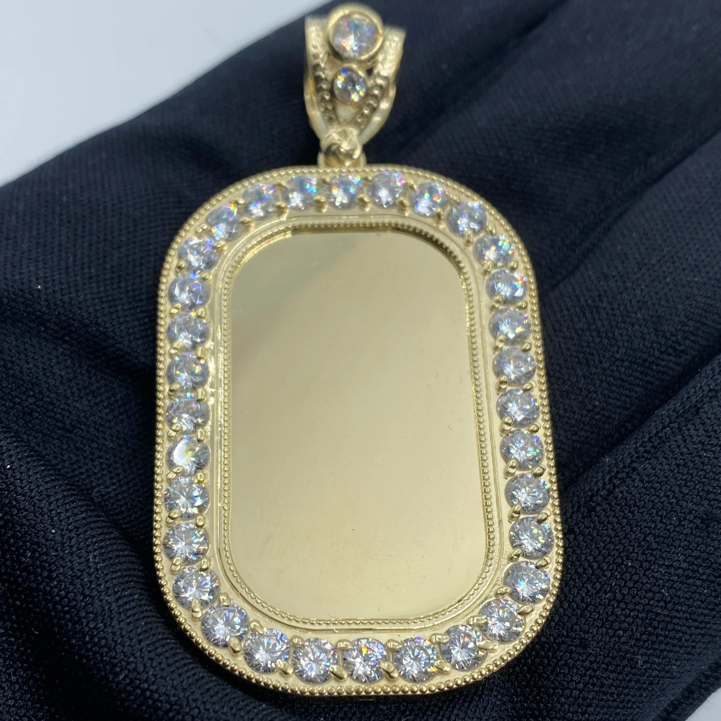 10K Rounded Rectangle Picture Photo Pendant