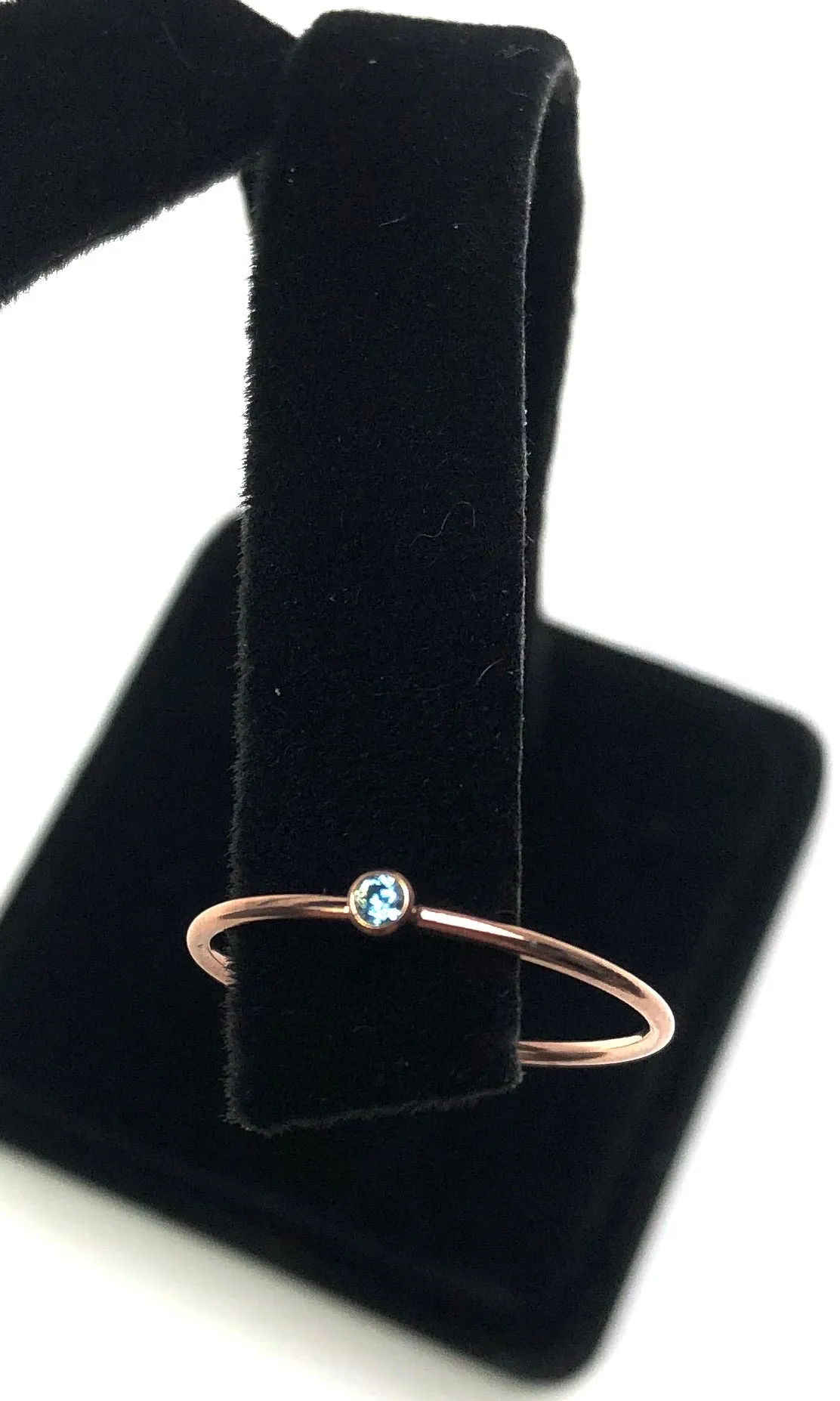 14kRGF 2mm Swiss Blue Ring
