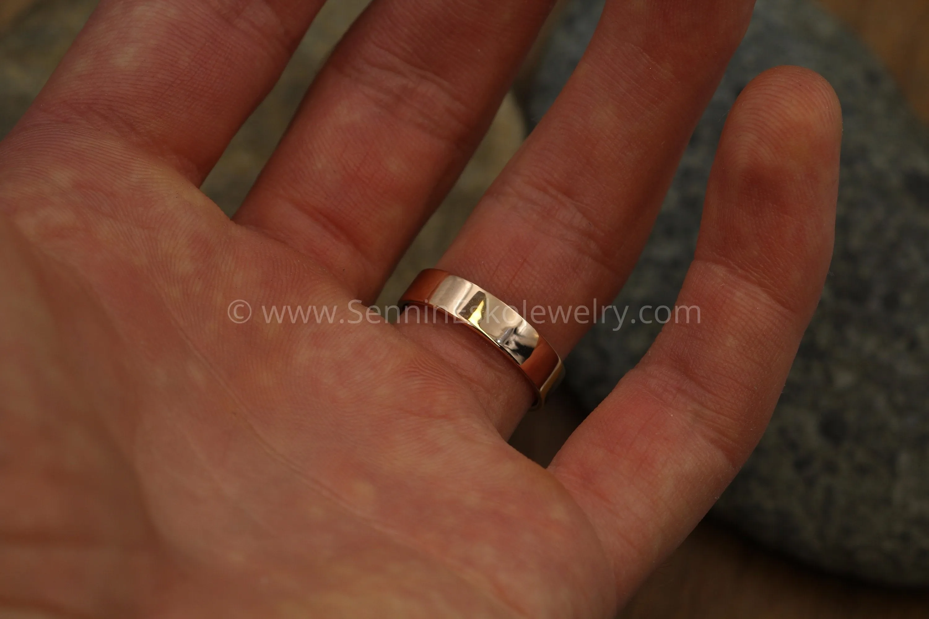 14kt Rose Gold 5x1mm Flat Band - Glossy Finish