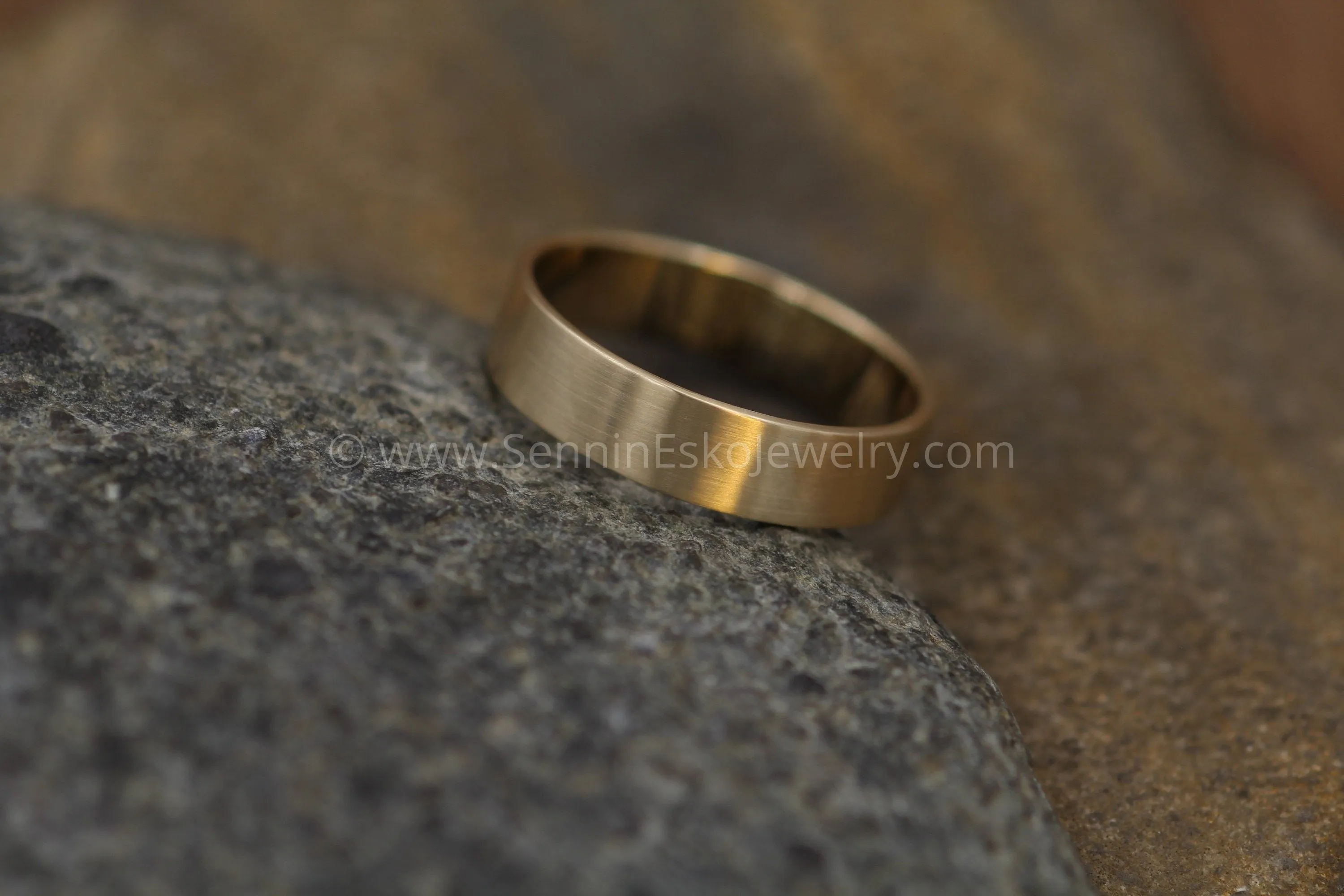 14kt Yellow 5x1mm Flat Band - Matte Finish