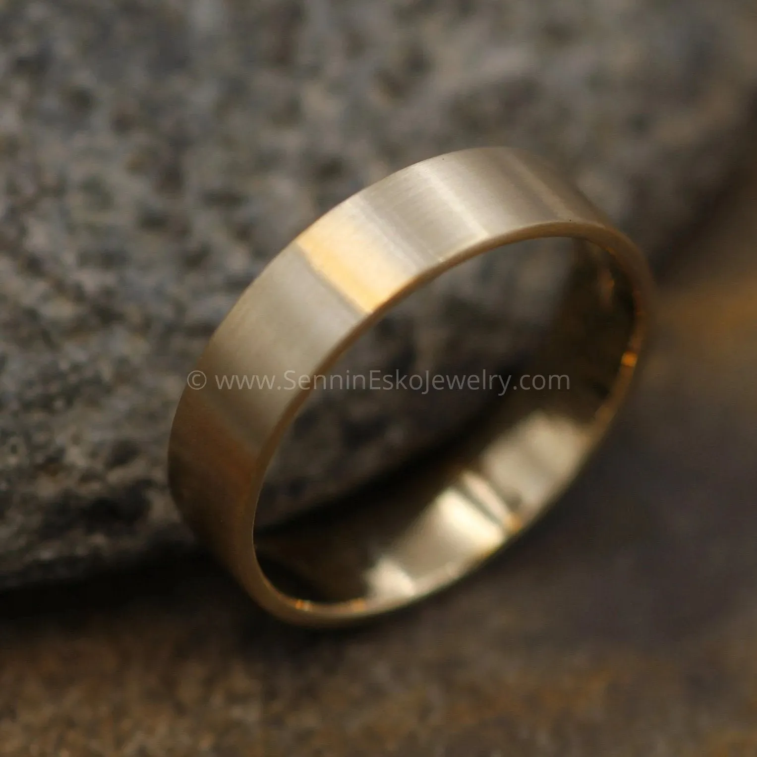 14kt Yellow 5x1mm Flat Band - Matte Finish
