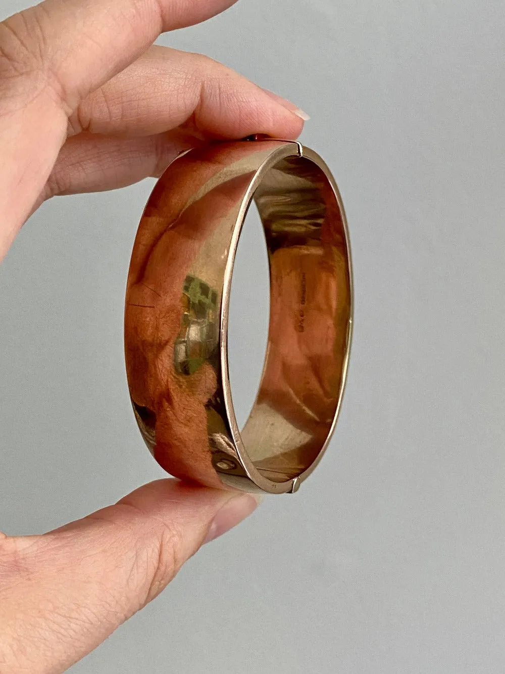 1863 Antique floral engraved wide hinged 9k bangle - Victorian era from Birmingham, England - size 6.8 inch