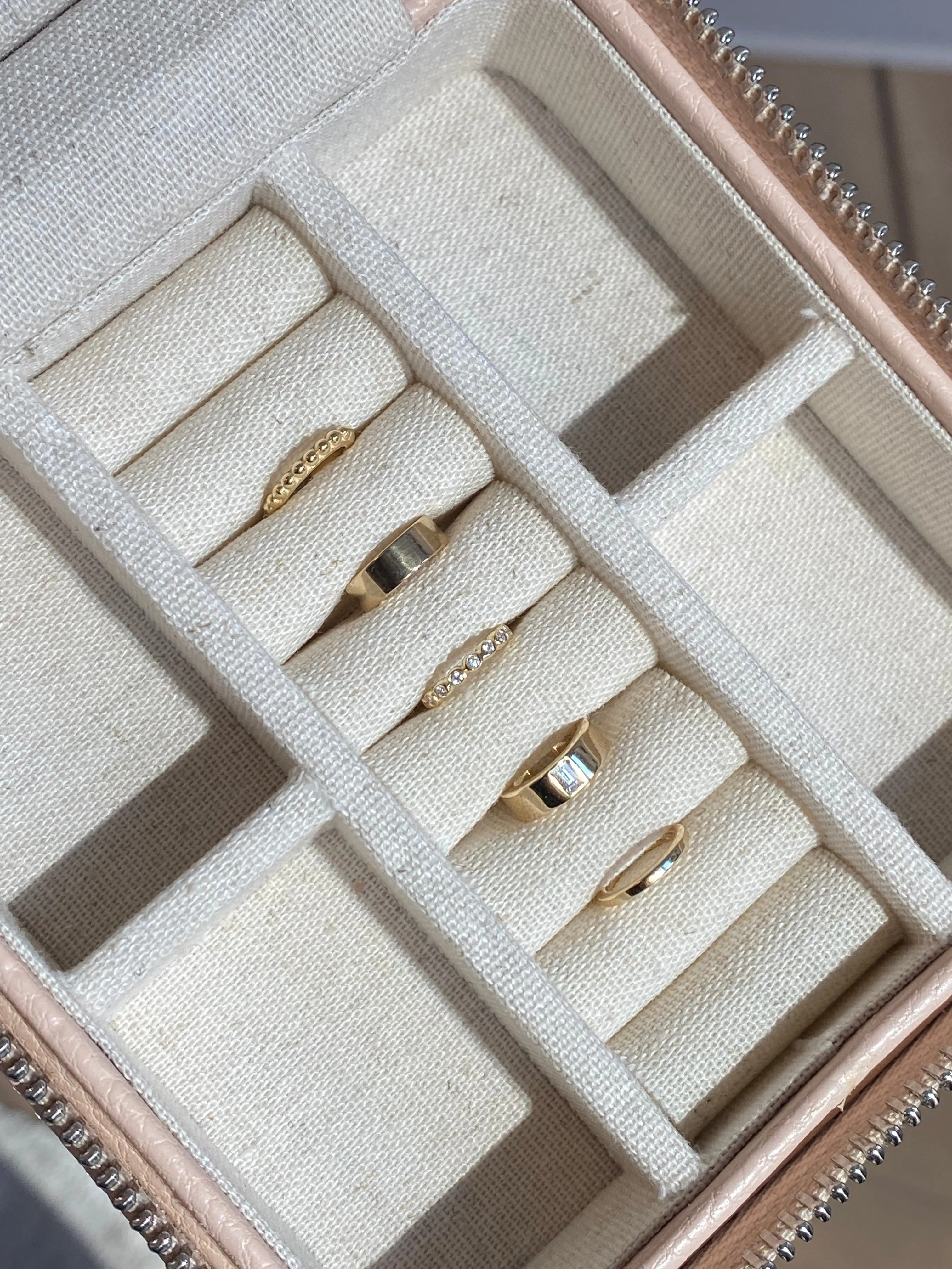 ARABELLA - The Rounded Ear Cuff