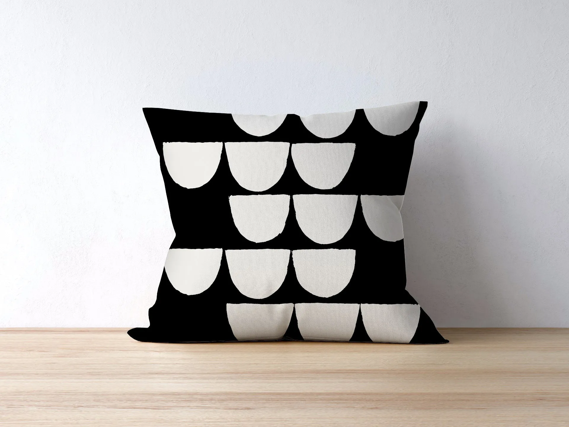 Arched shapes pillow