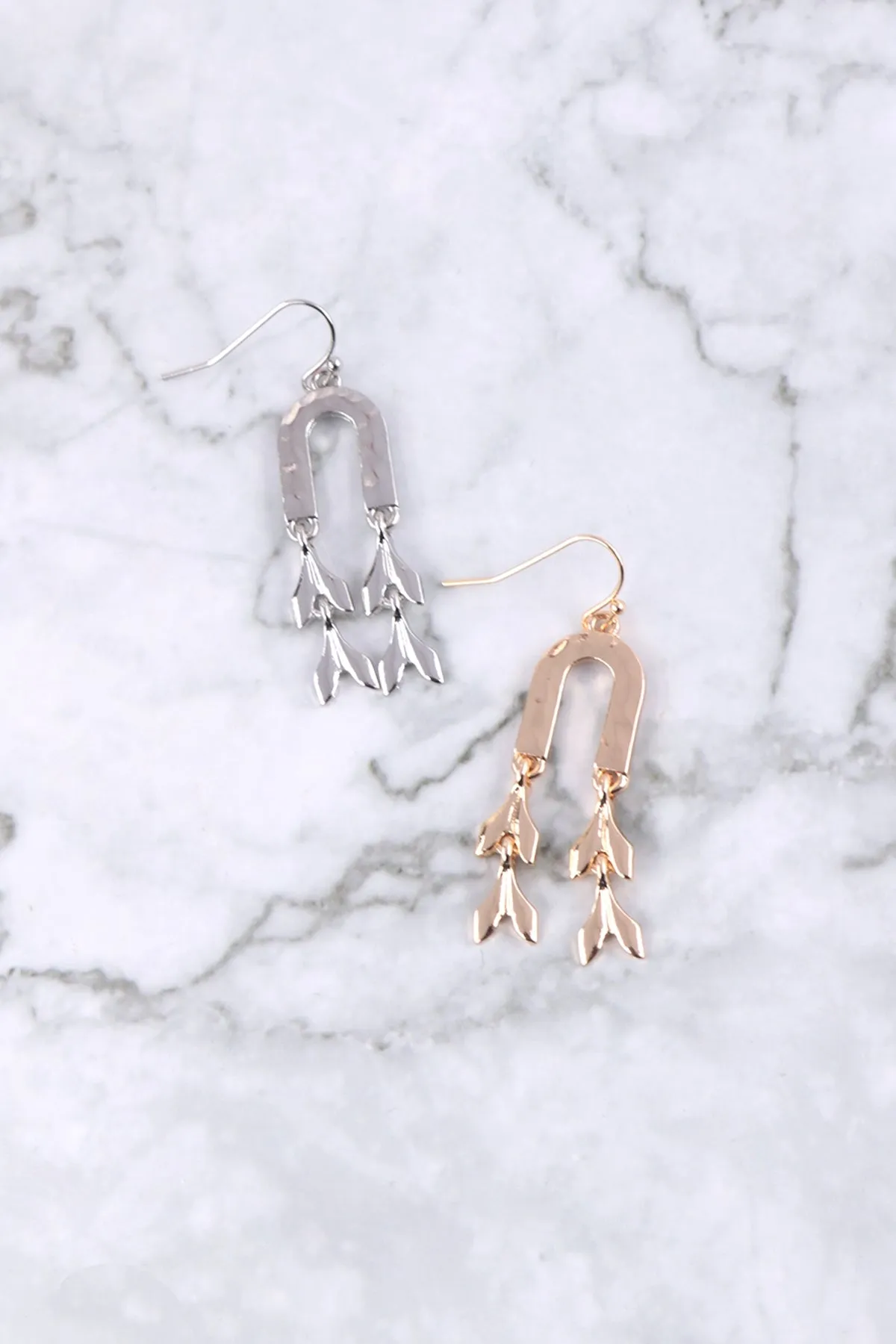 ARROW HEAD DANGLE LINKED EARRINGS