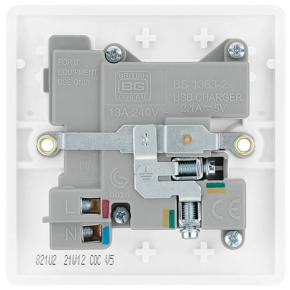 BG 821U2 White Round Edge 13A SP Single Socket   2x USB