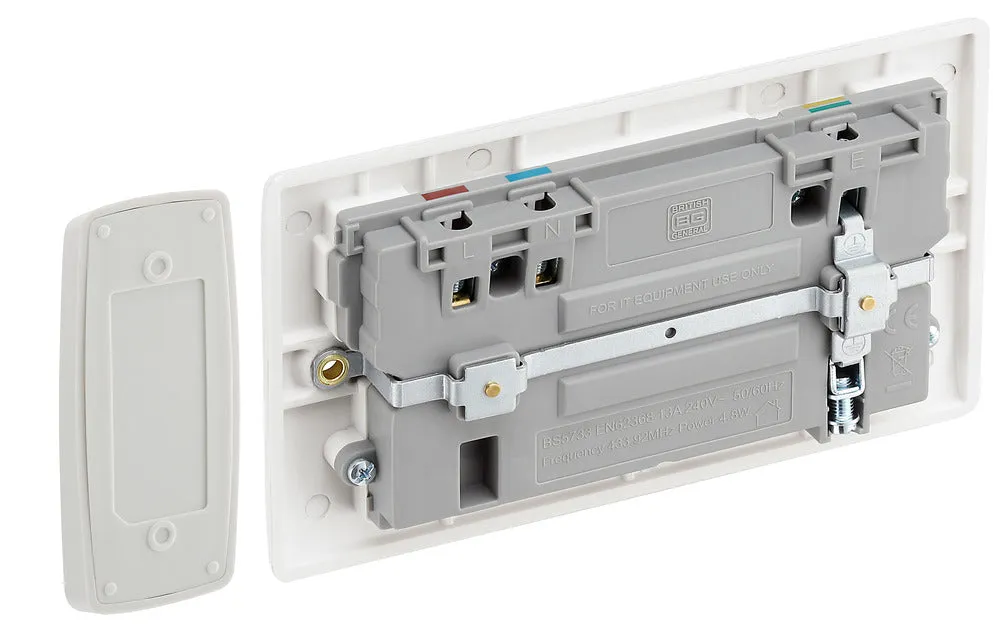 BG 822BELL White Round Edge 13A 2G Switched with Door Chime