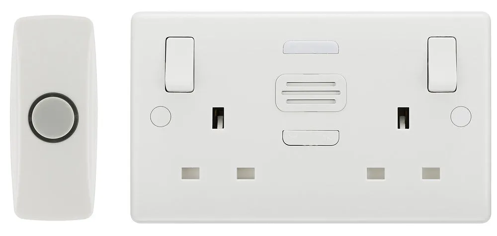 BG 822BELL White Round Edge 13A 2G Switched with Door Chime