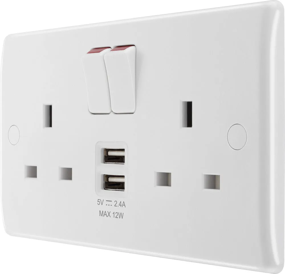 BG 822UAA12 White Round Edge 13A Double Socket   2xUSB A (12W)