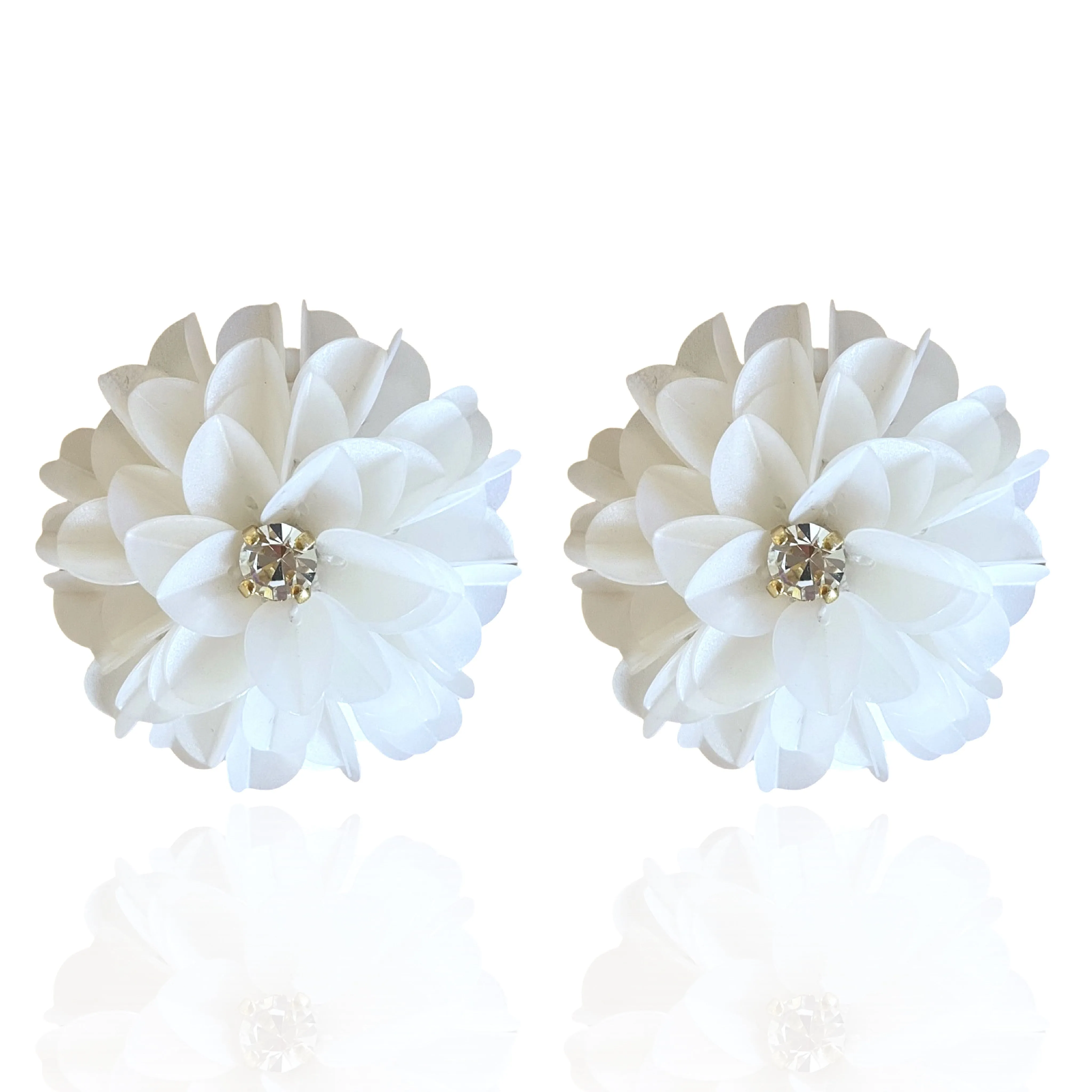 Blossom Stud White