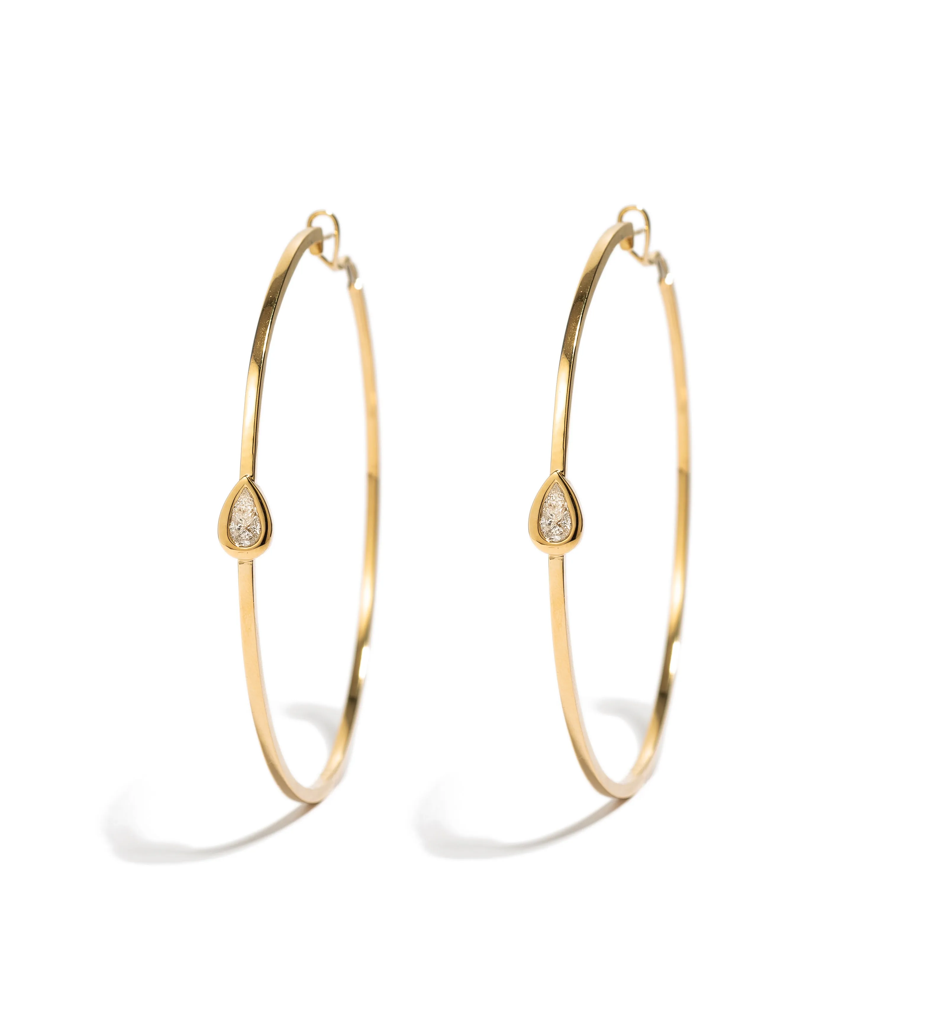 Calve Illusion Diamond Black Goold Hoop Earrings
