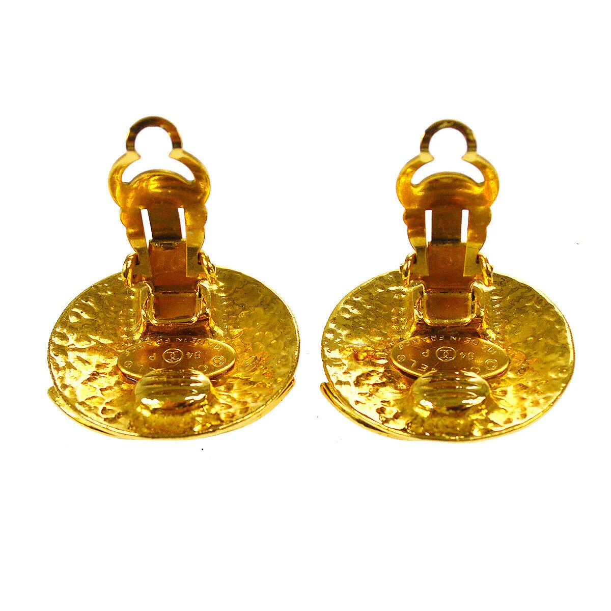 CHANEL CC Quilted Button Motif Earrings Gold-Tone Clip-On 94P AK16826b