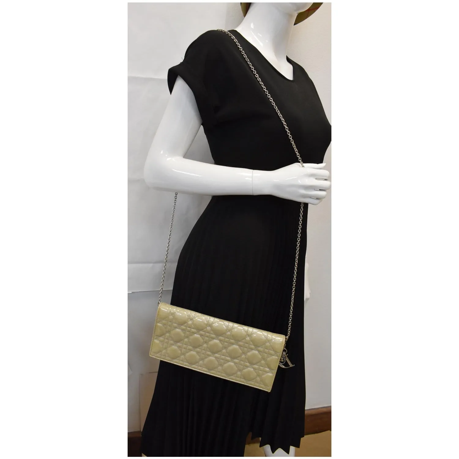 CHRISTIAN DIOR Quilted Patent Leather Lady Dior Clutch Bag Bronze - 25% OFF