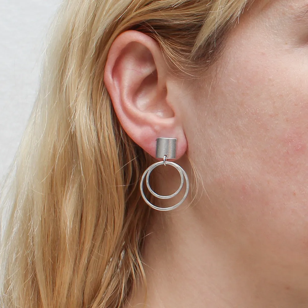 Convex Square with Tiered Hammered Rings Post Earring
