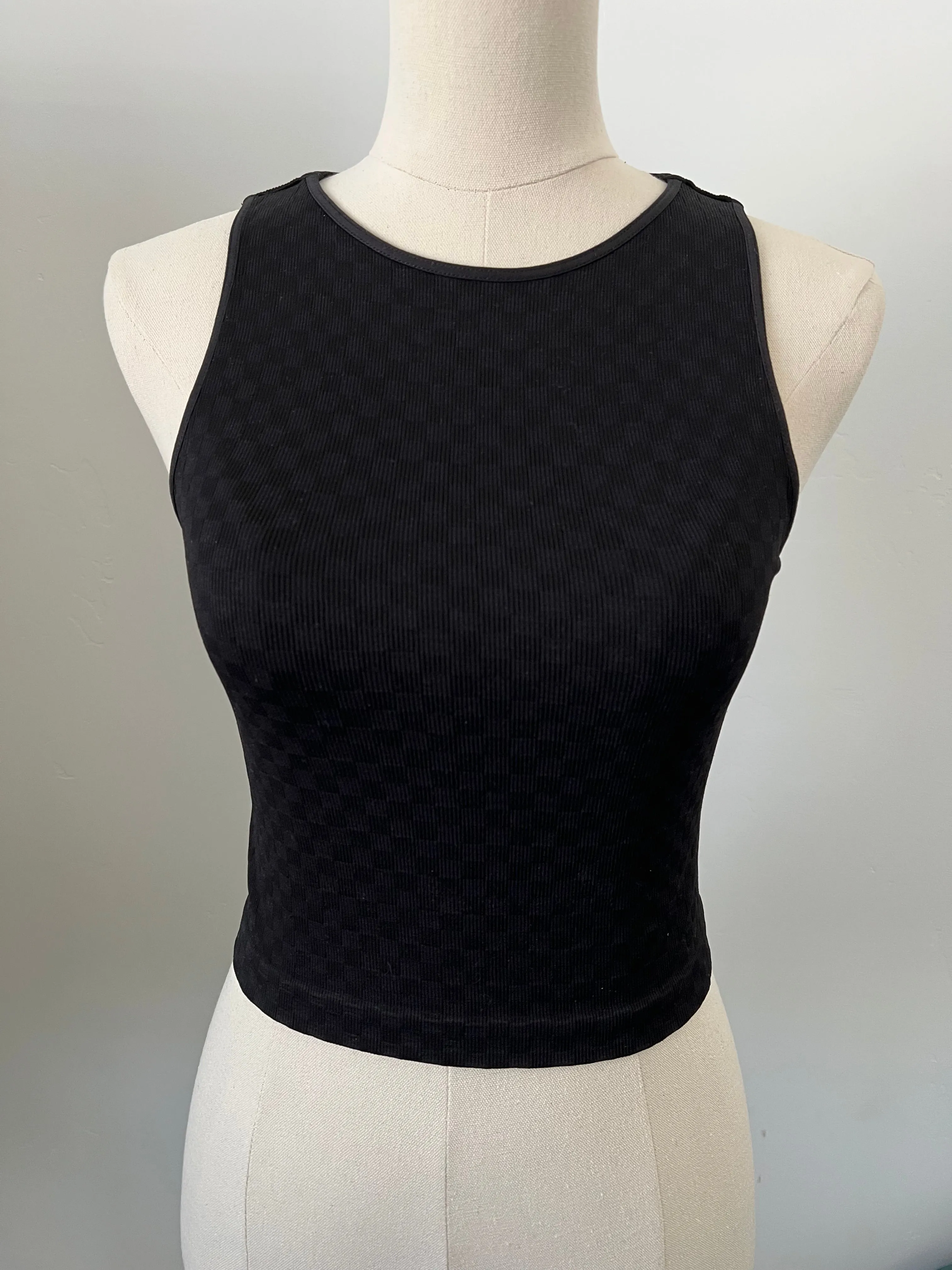 Cropped Ribbed High Neck - Subtle Black Checker