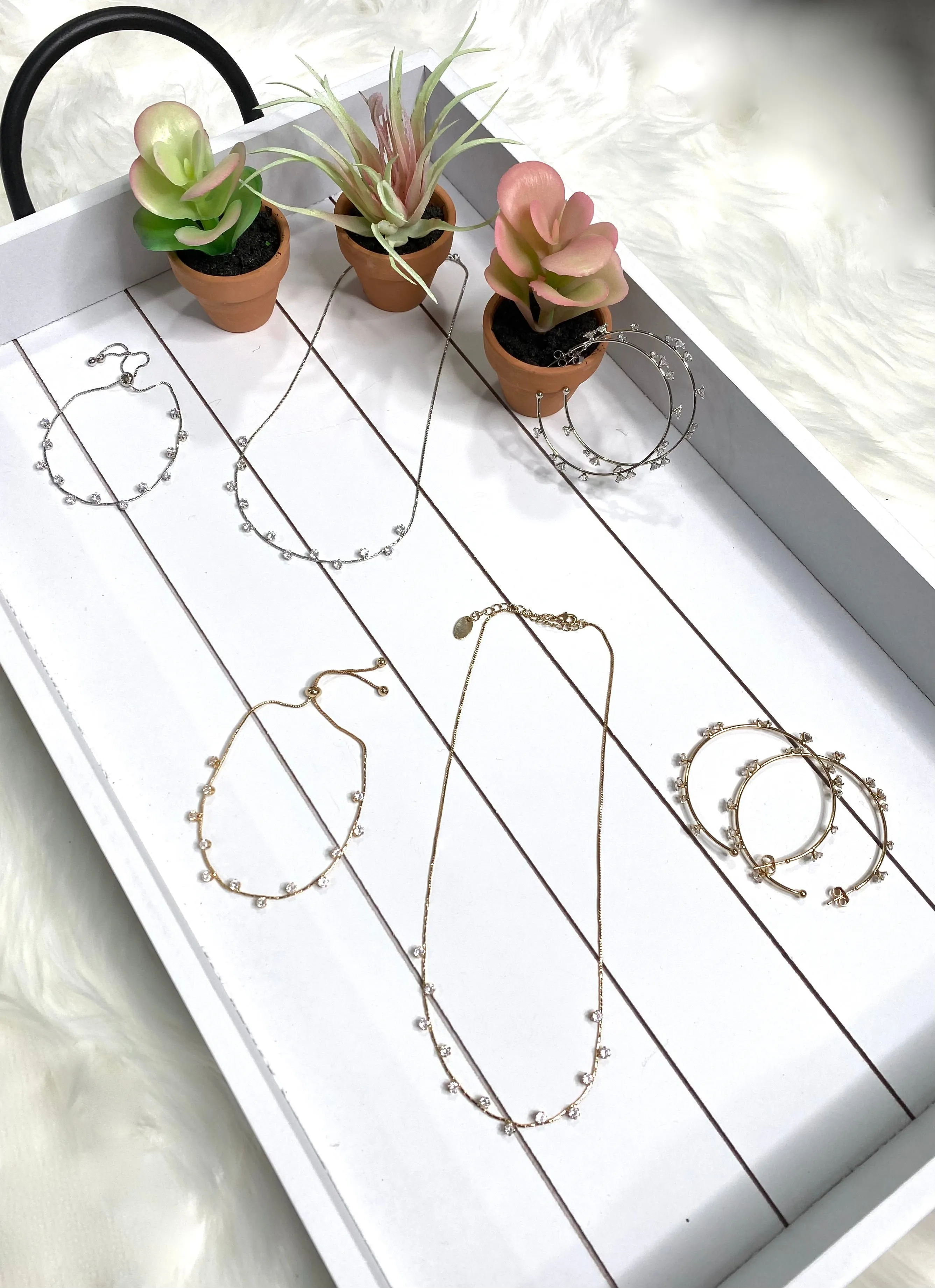 Cubic Zirconia Crystal Necklace in Gold