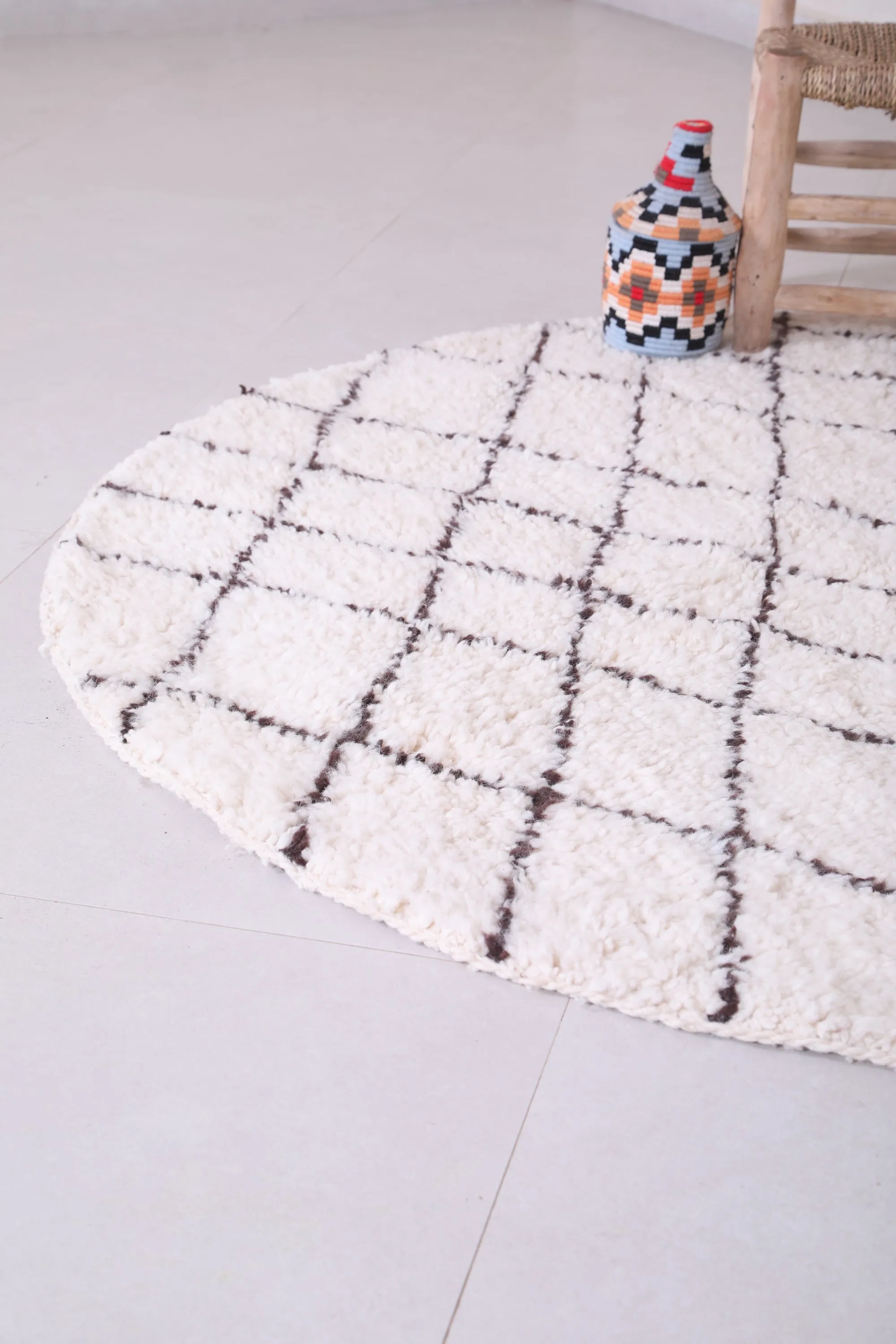 Custom Moroccan rug - custom rounded handmade rug