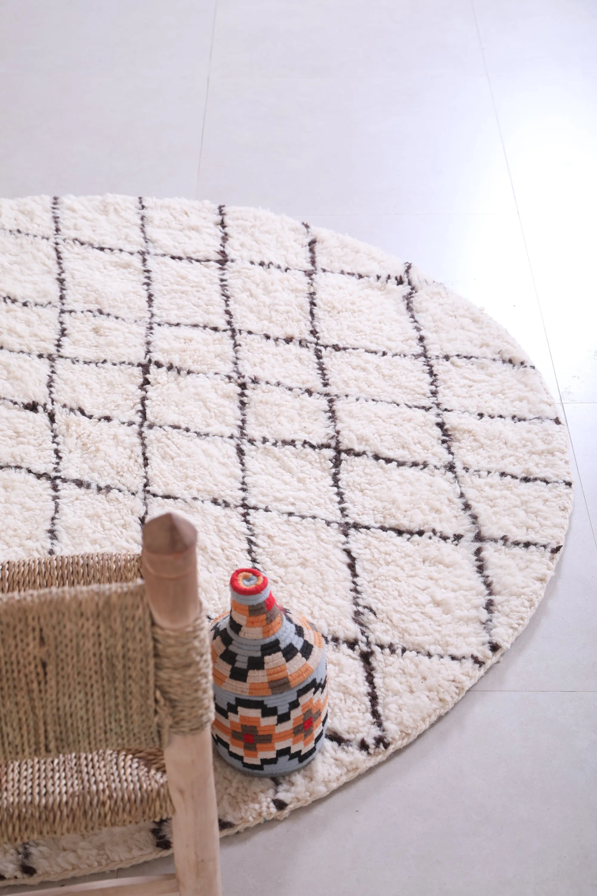 Custom Moroccan rug - custom rounded handmade rug