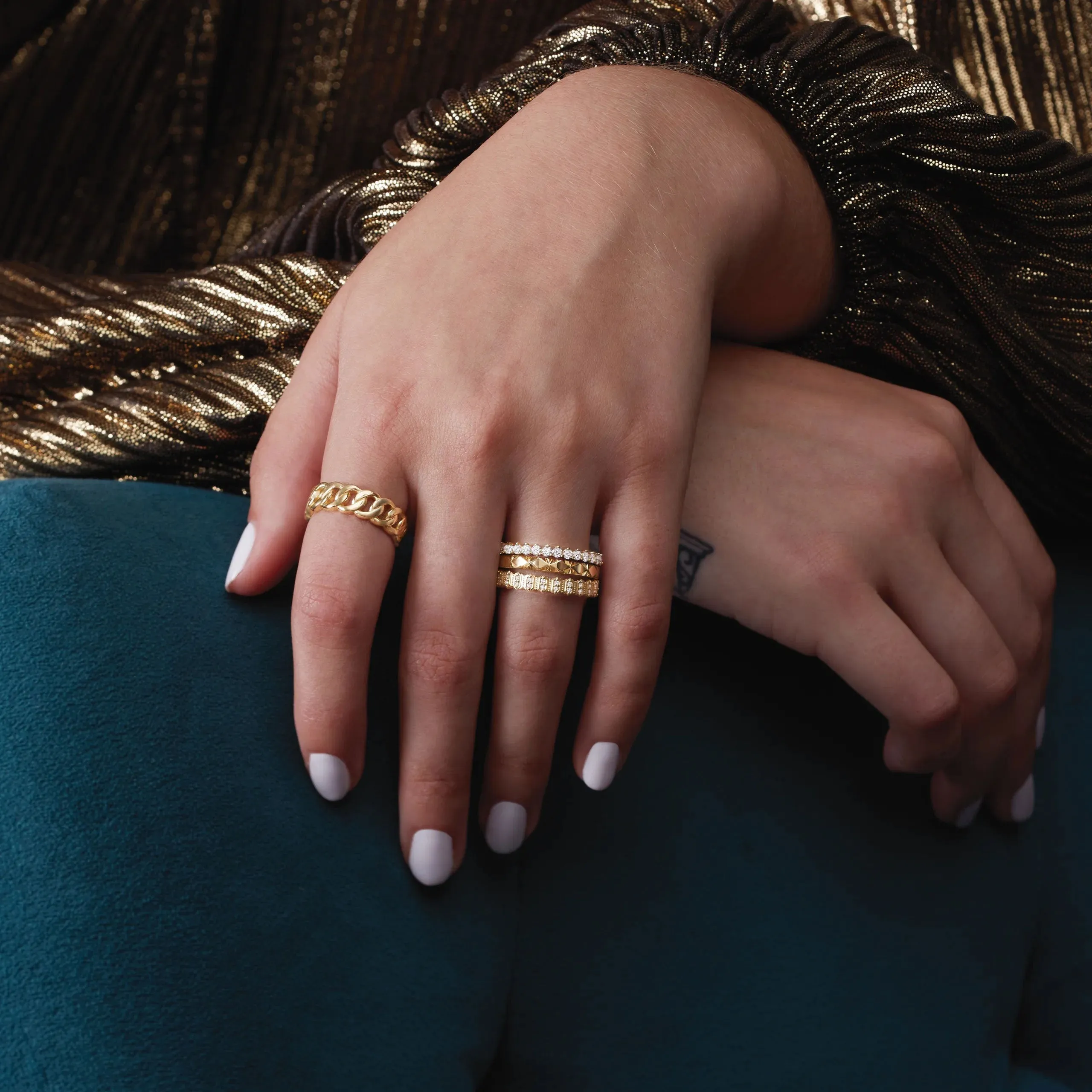 Diamond Faceted Pattern Ring