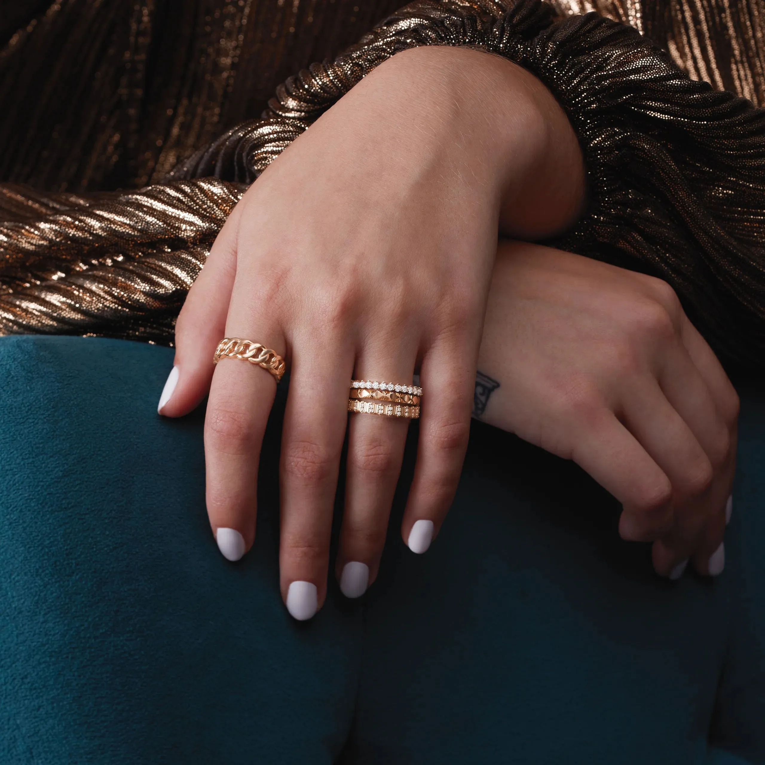 Diamond Faceted Pattern Ring