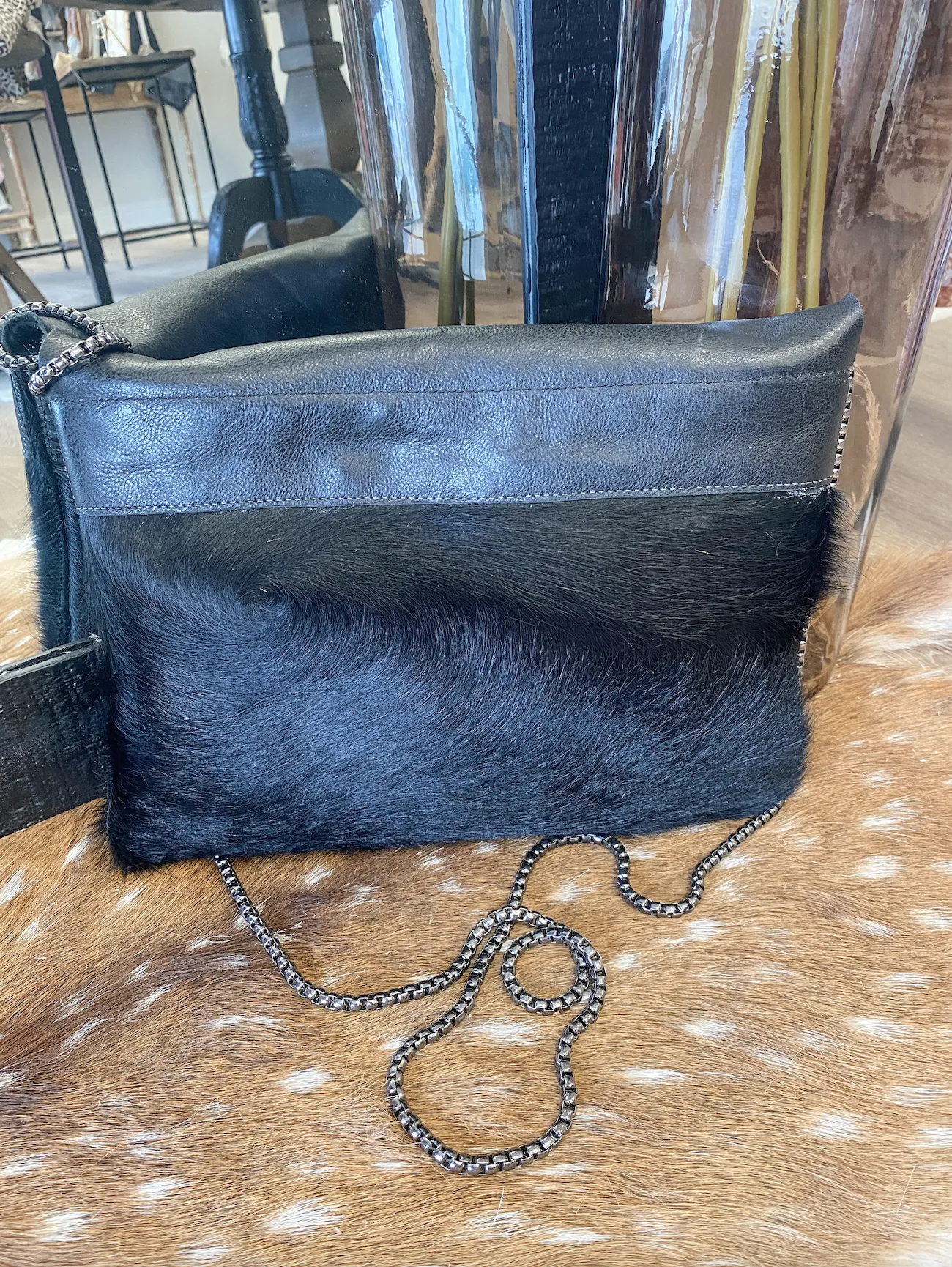 Double Flap With Black Cowhide Body