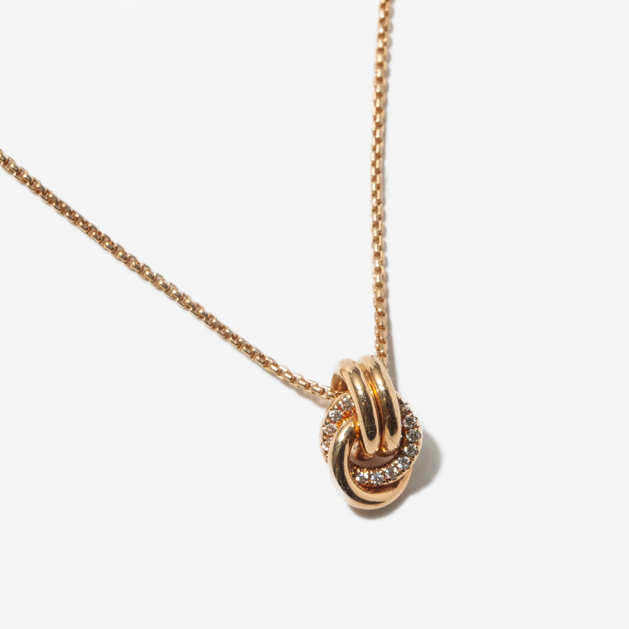 Double Linked Pavé Diamond Knot Necklace