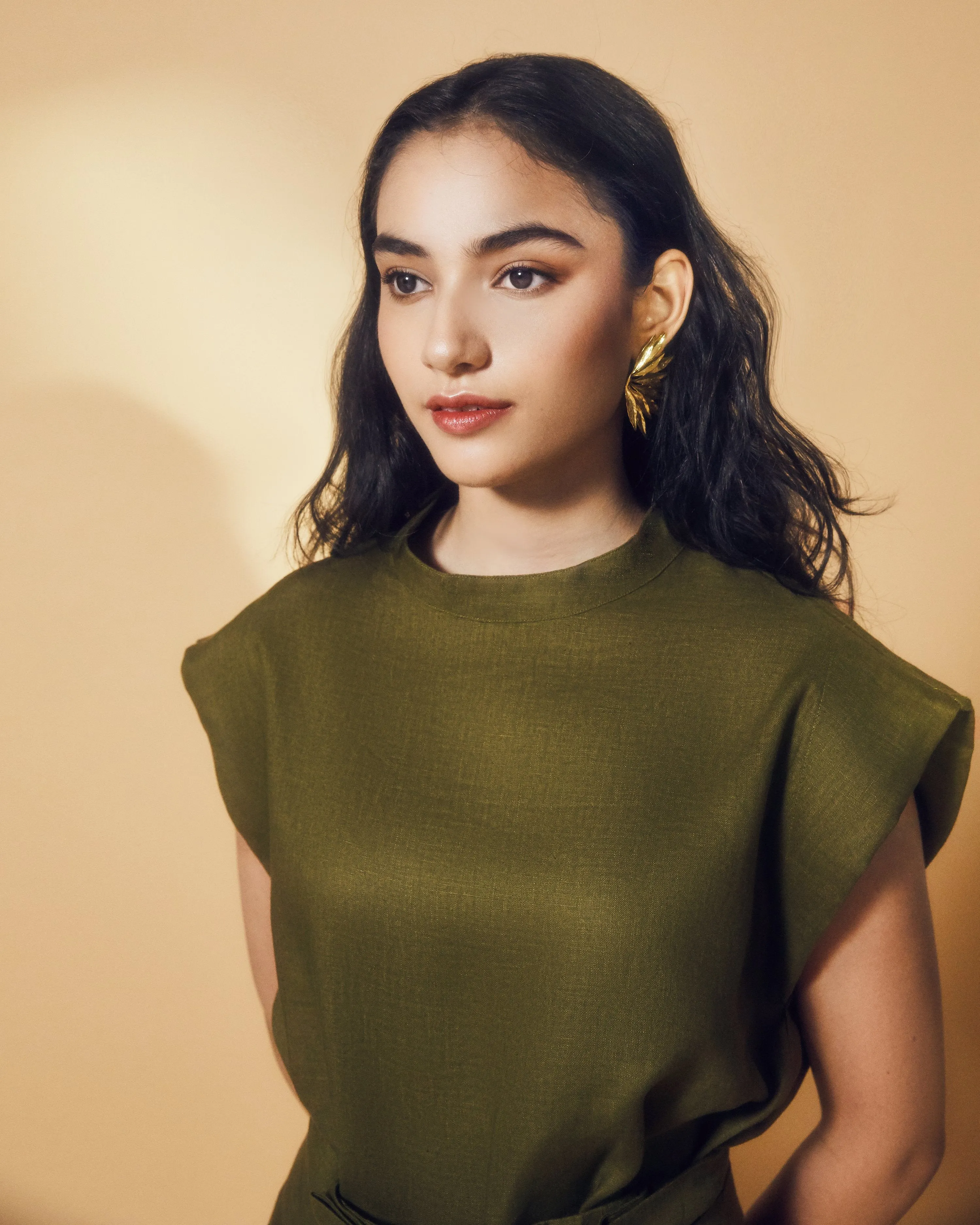 ELLA STRUCTURED LINEN SHIRT