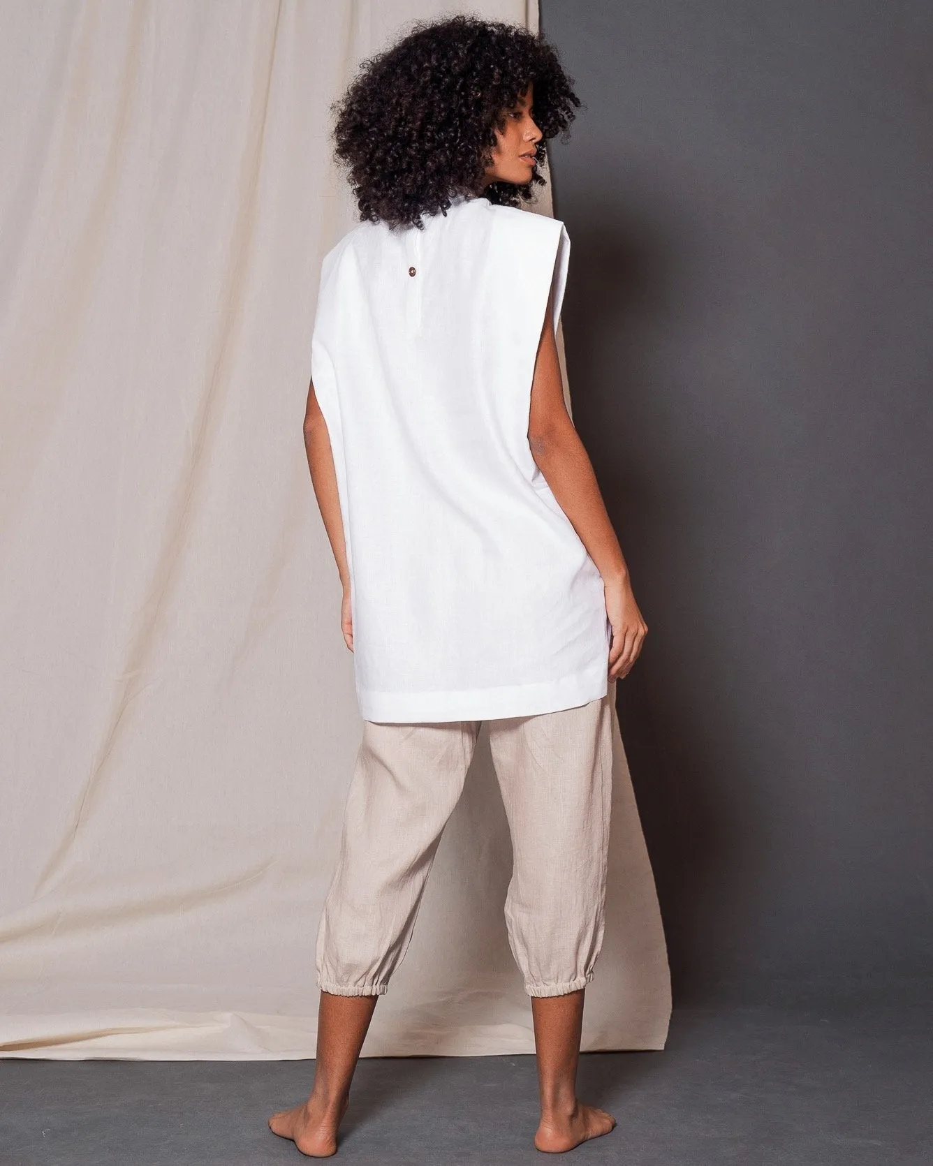 ELLA STRUCTURED LINEN SHIRT
