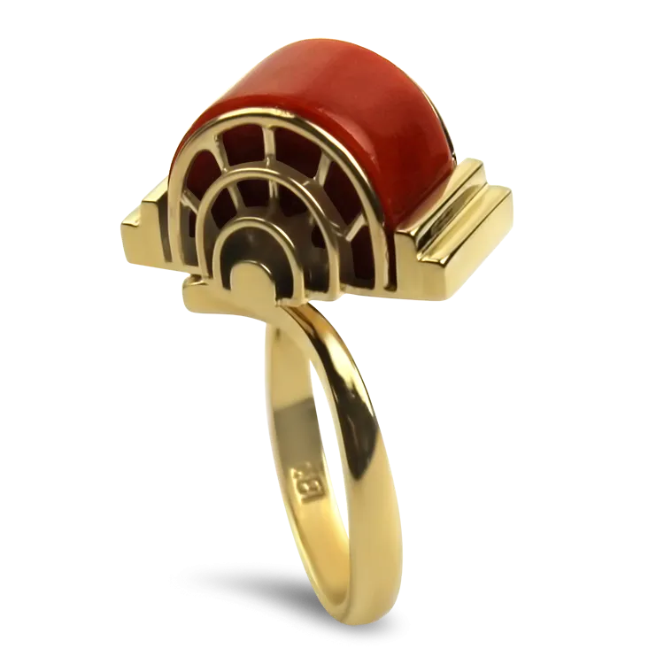 Estate 18K Yellow Gold Coral Pagoda Ring