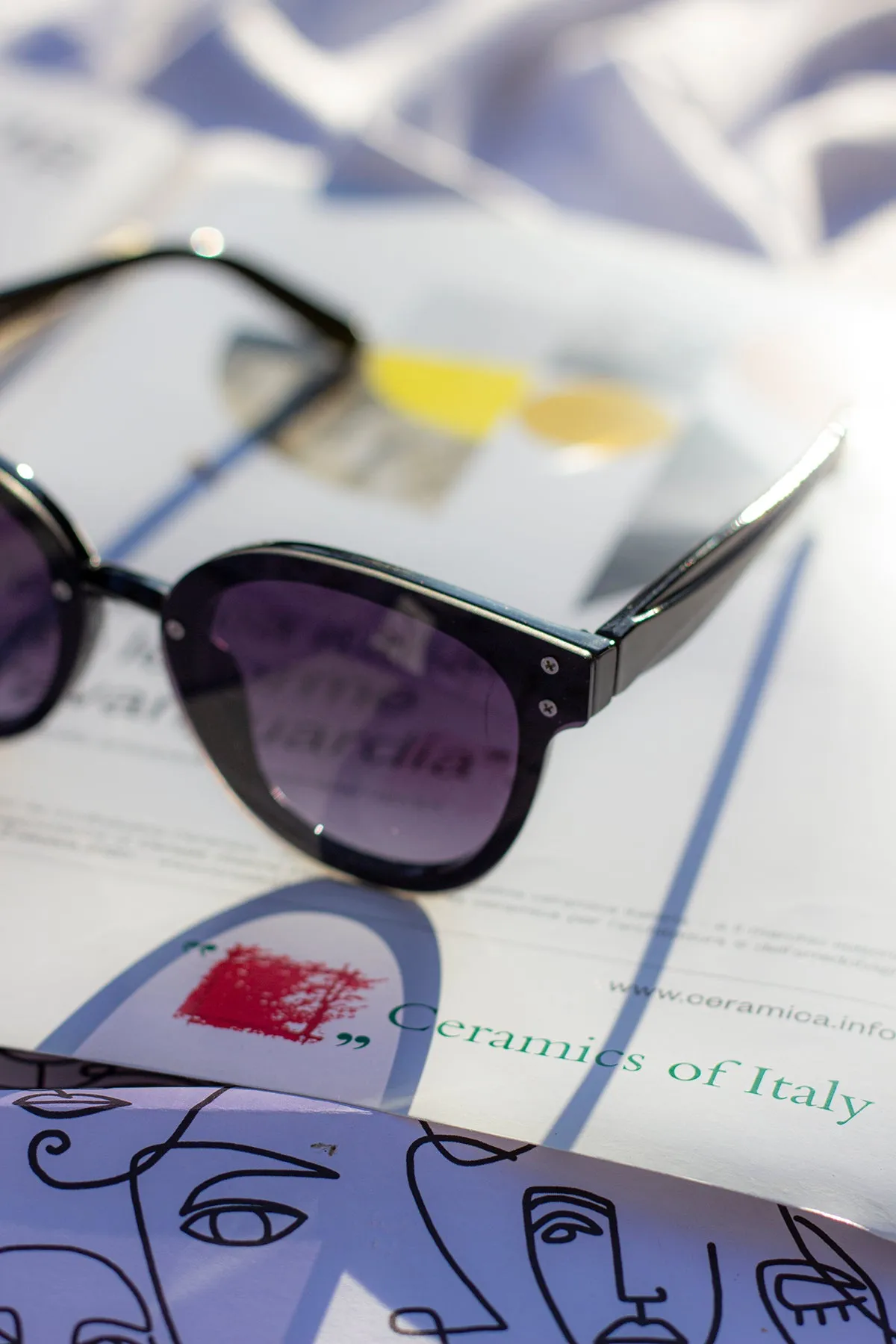 Front Lens Rounded Sunglasses