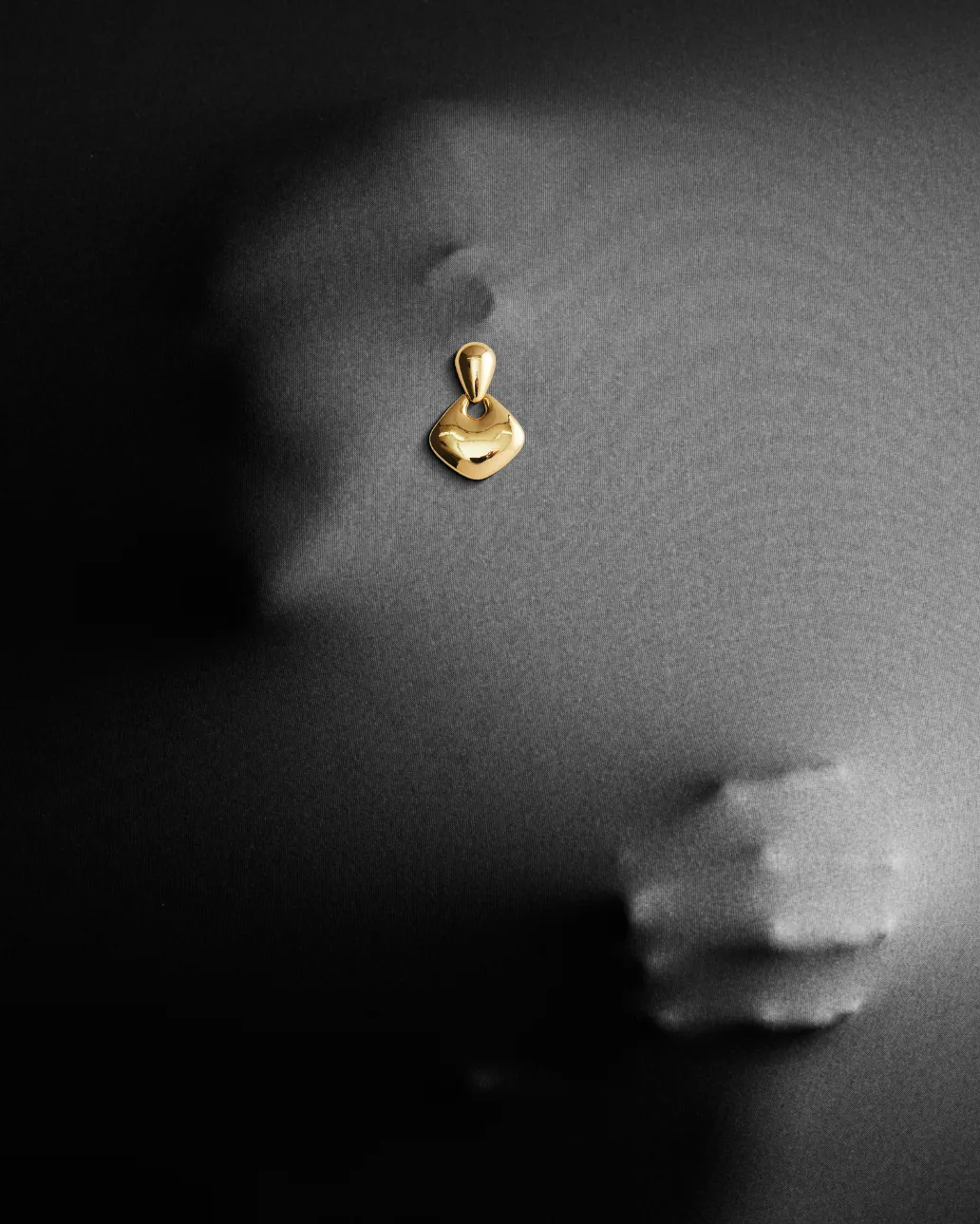 GABB EARRING