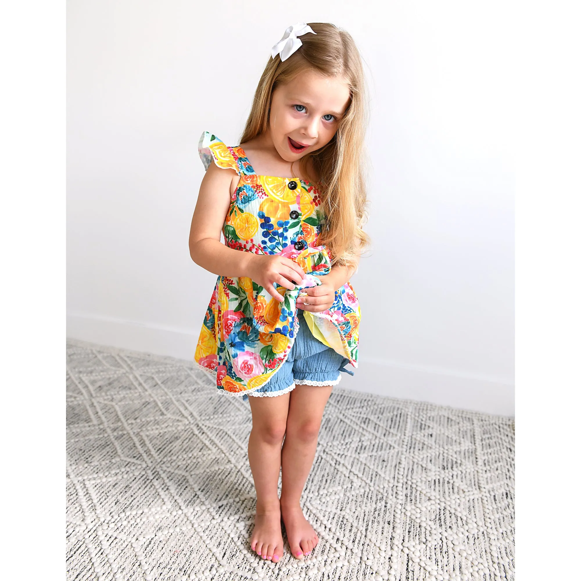 Gigi and Max Lillyana Lemon Lakehouse Set