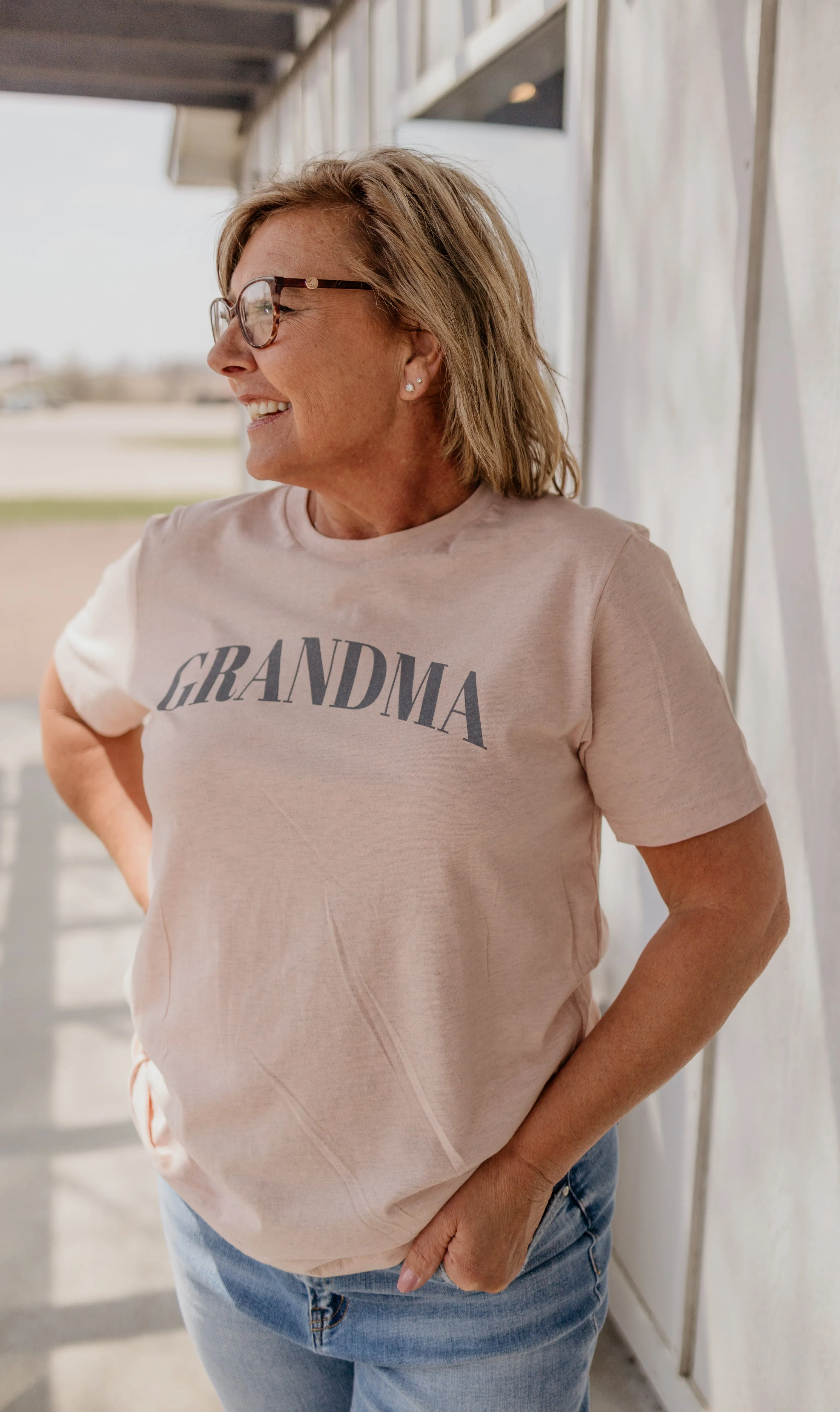 GRANDMA GRAPHIC TEE