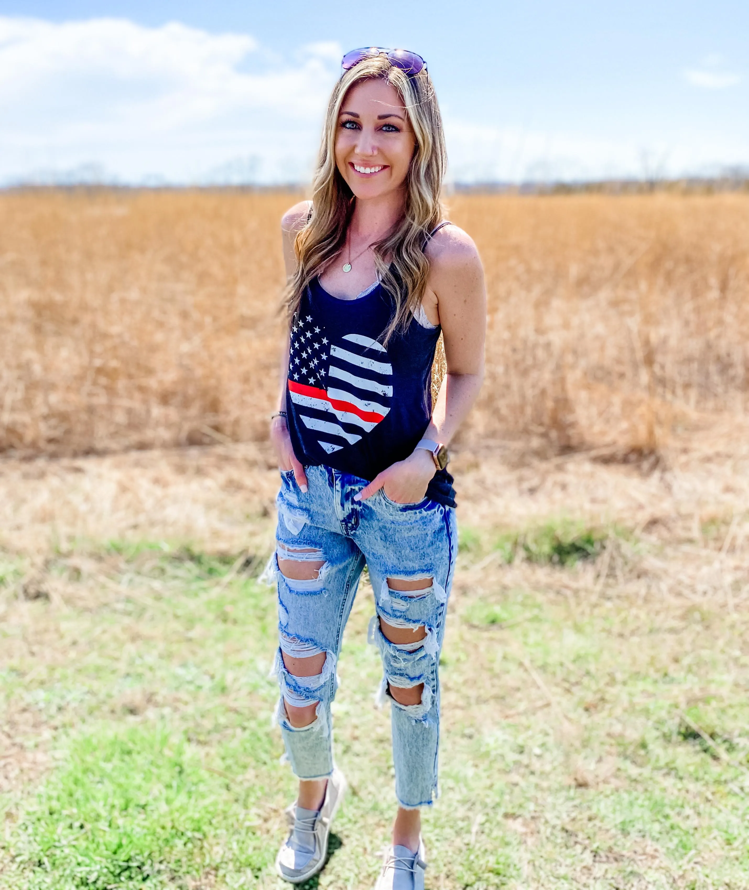 Grunge Heart Flag © Ladies Flowy Racerback Top (Thin Red Line)