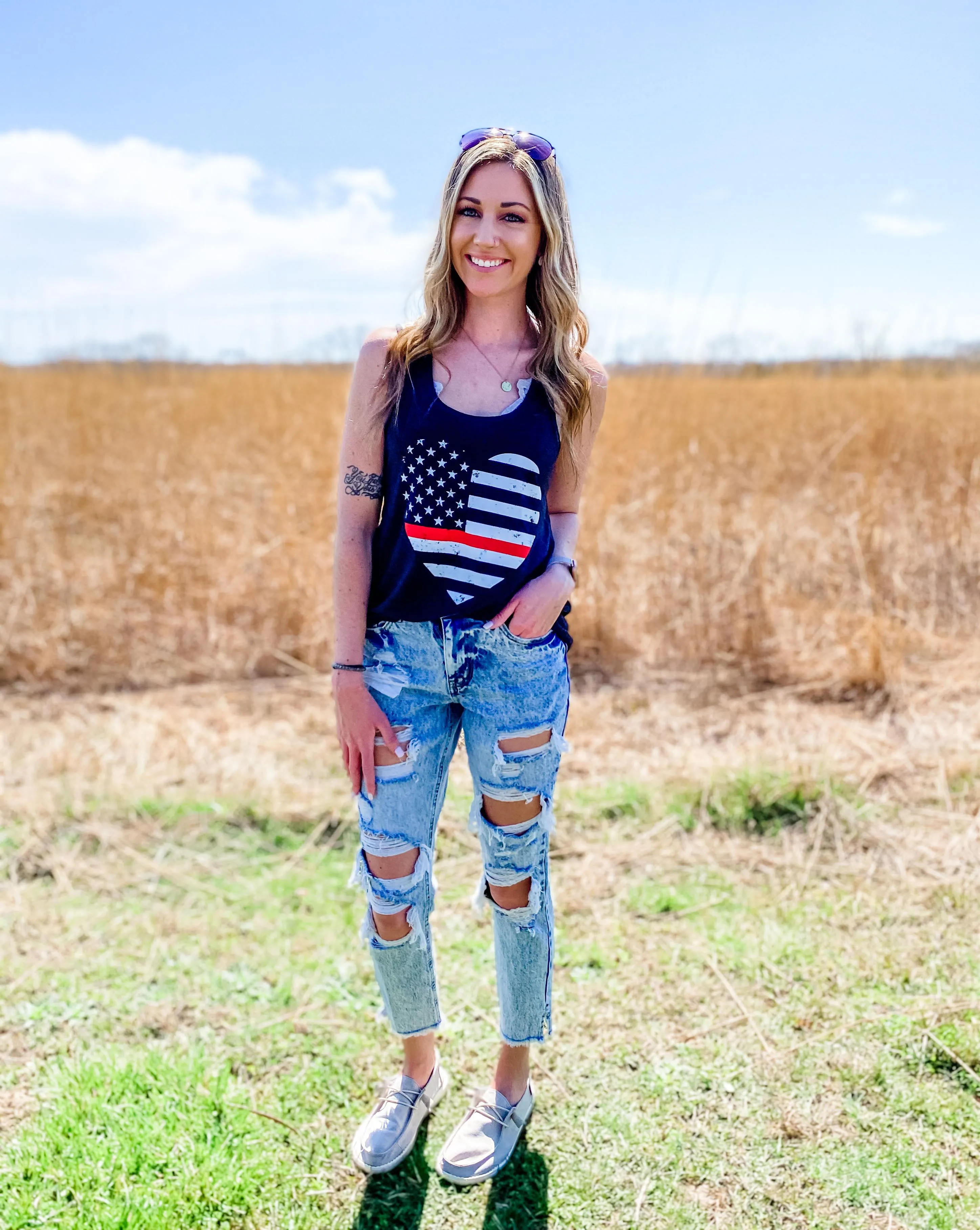 Grunge Heart Flag © Ladies Flowy Racerback Top (Thin Red Line)