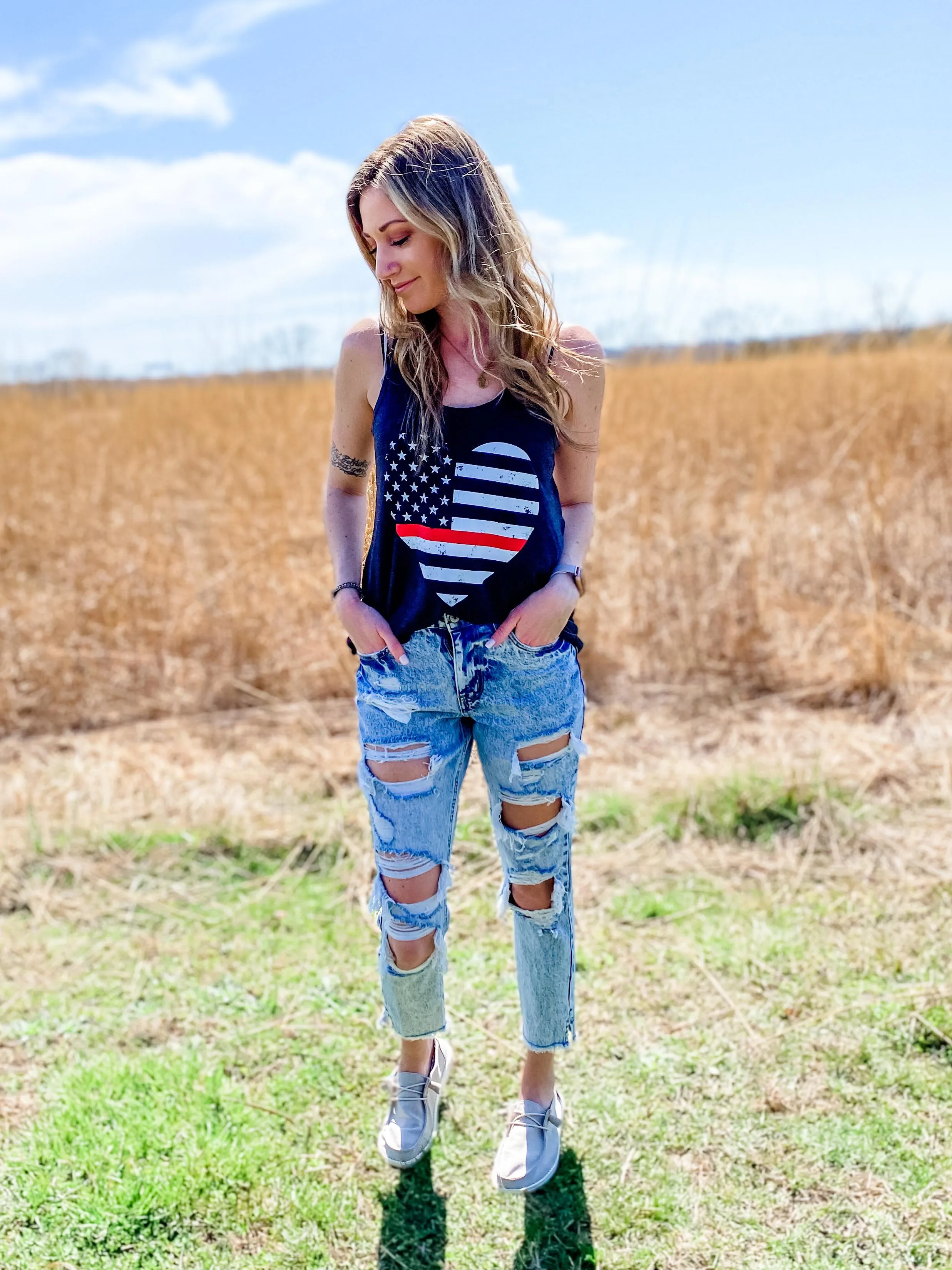 Grunge Heart Flag © Ladies Flowy Racerback Top (Thin Red Line)