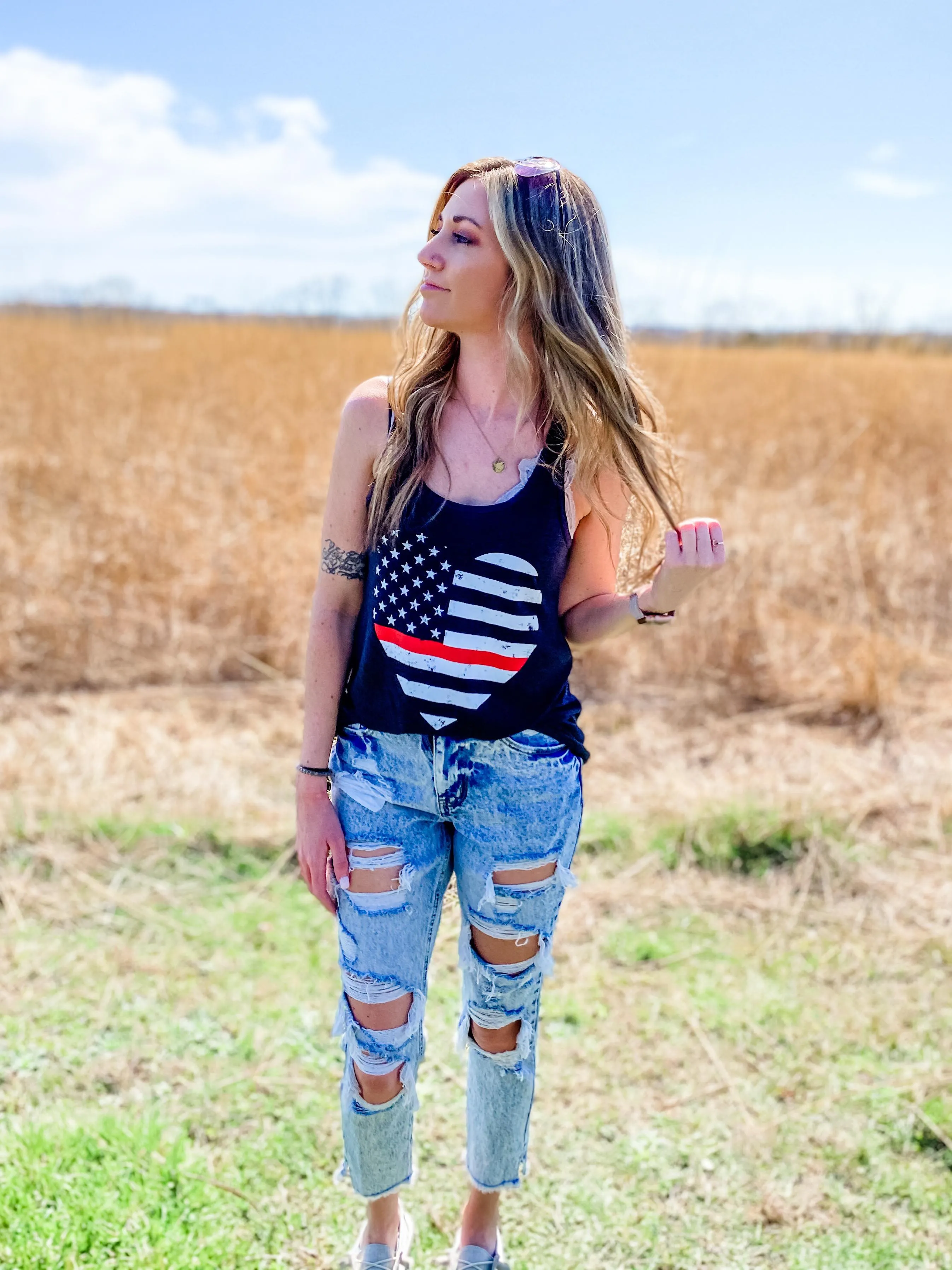 Grunge Heart Flag © Ladies Flowy Racerback Top (Thin Red Line)
