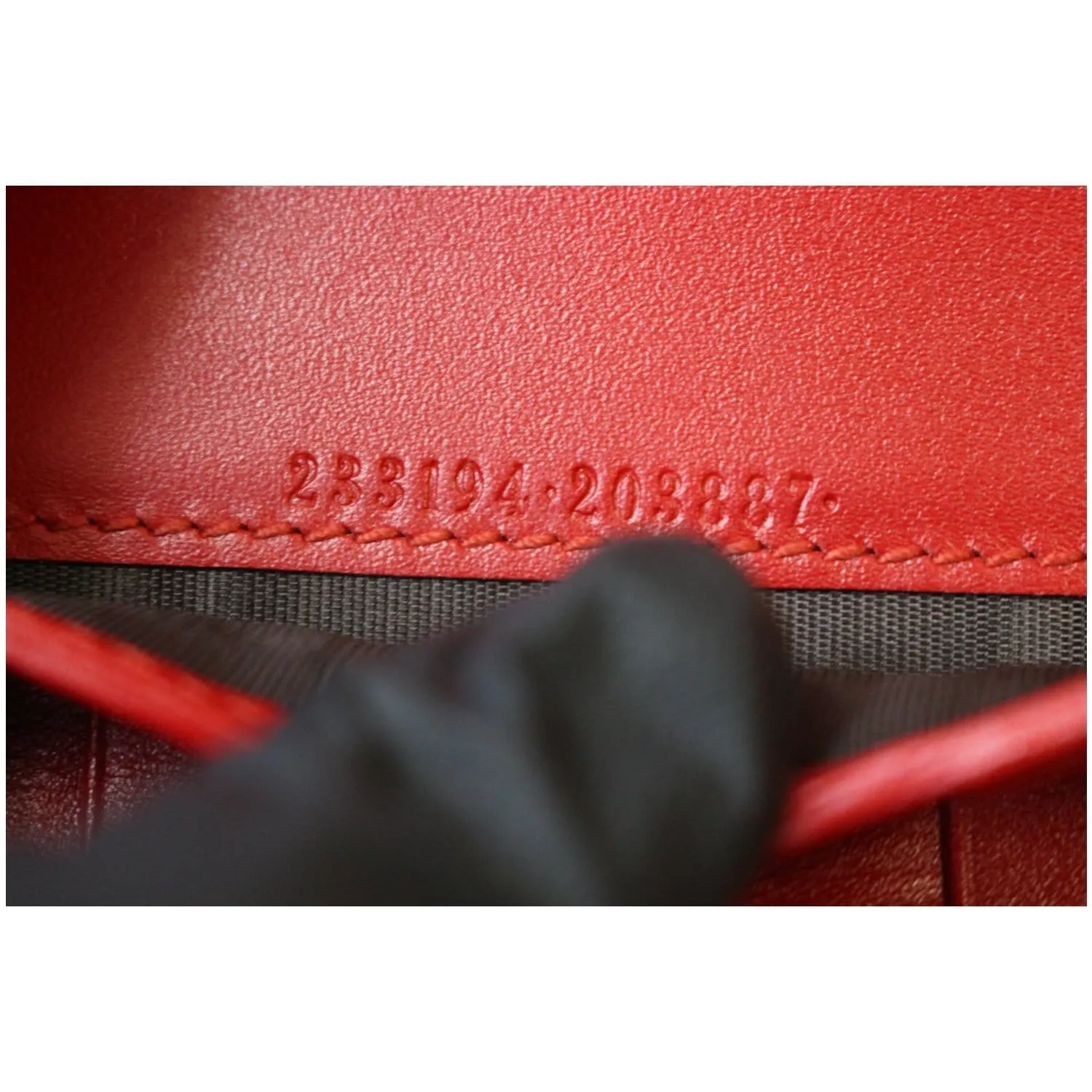 GUCCI Signature Continental Guccissima Zip Around Wallet Red 233194