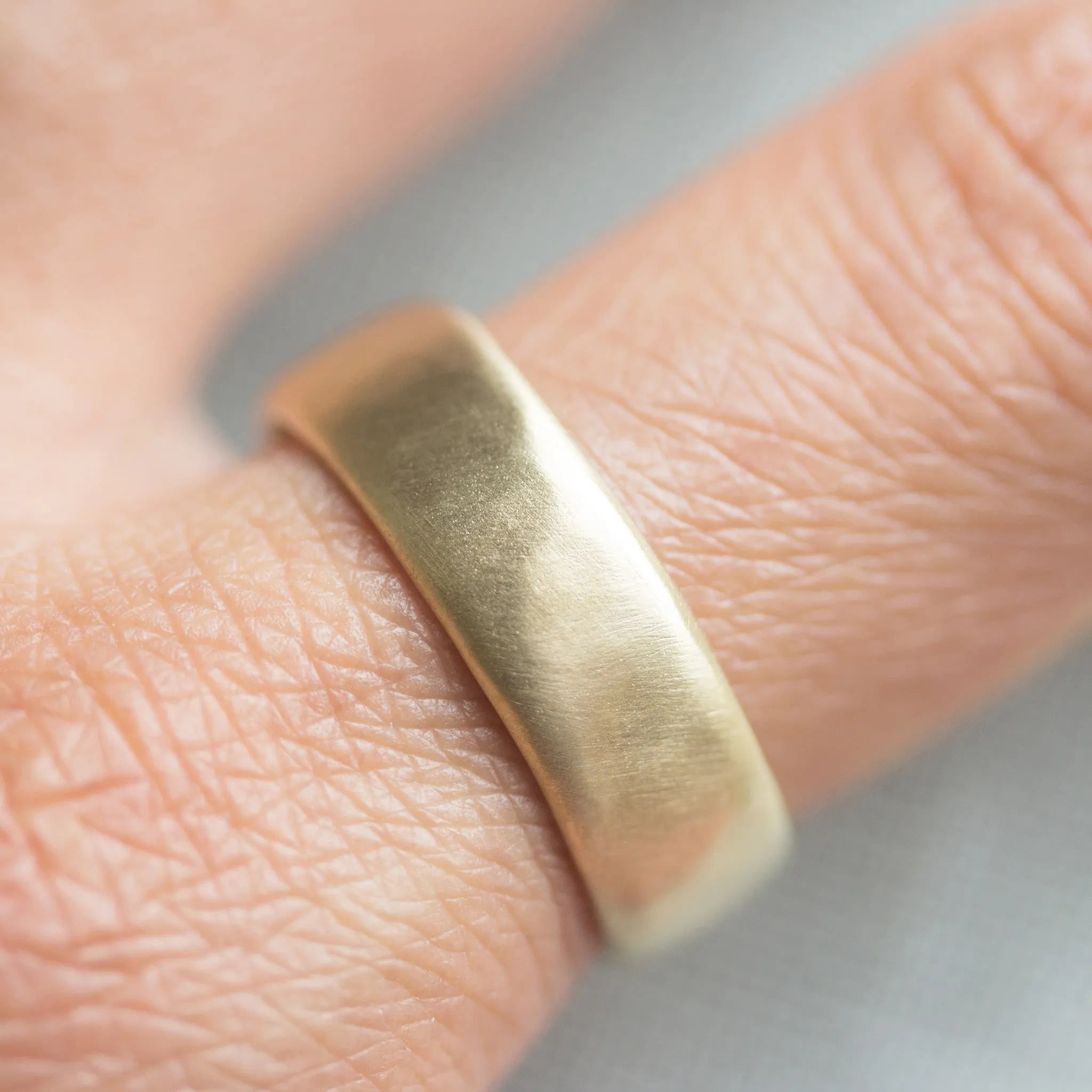 Hand-formed Ring no.7