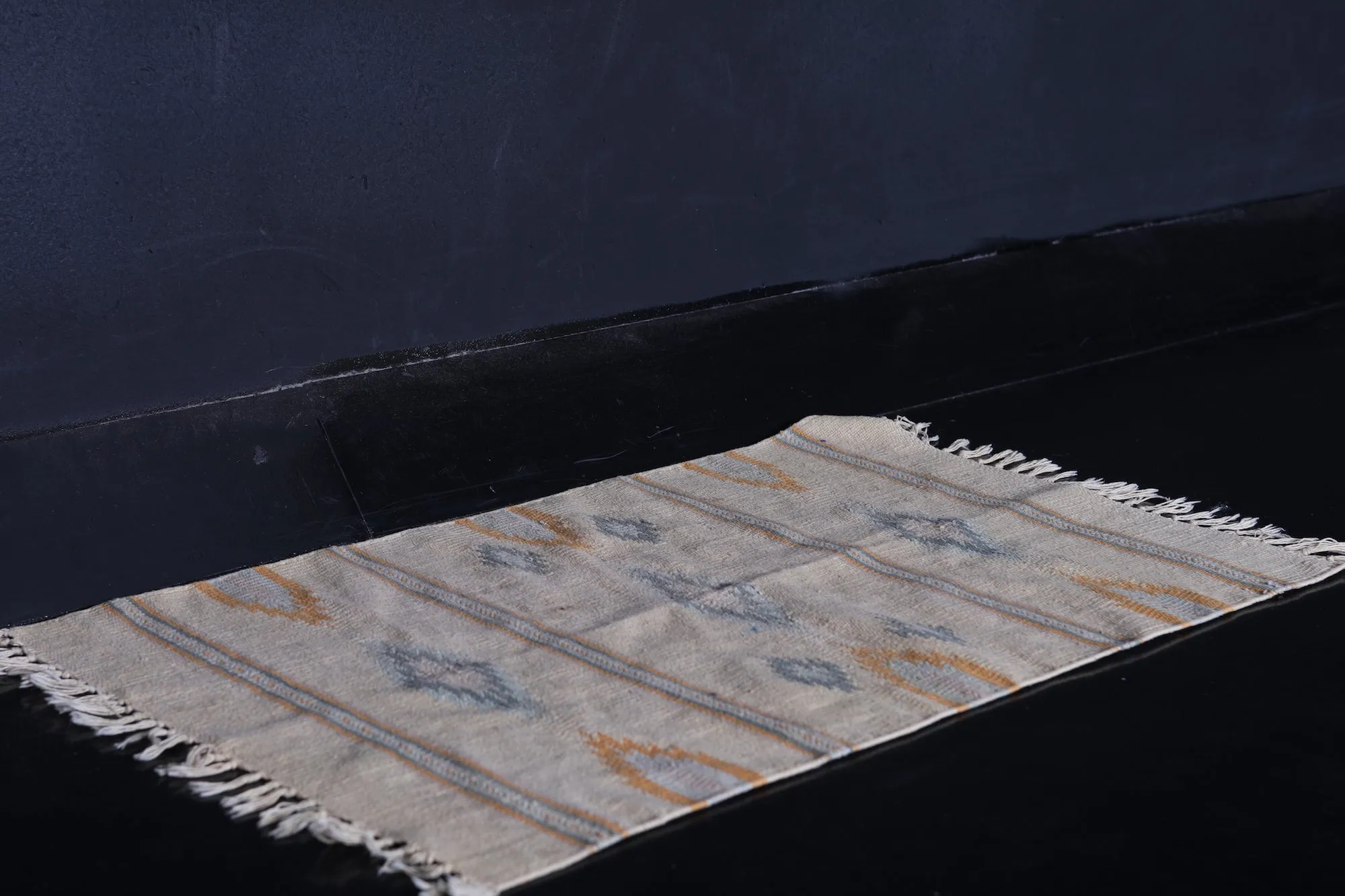 Handwoven Small Moroccan Rug 1.8 x 3 FT - Subtle Geometric Patterns