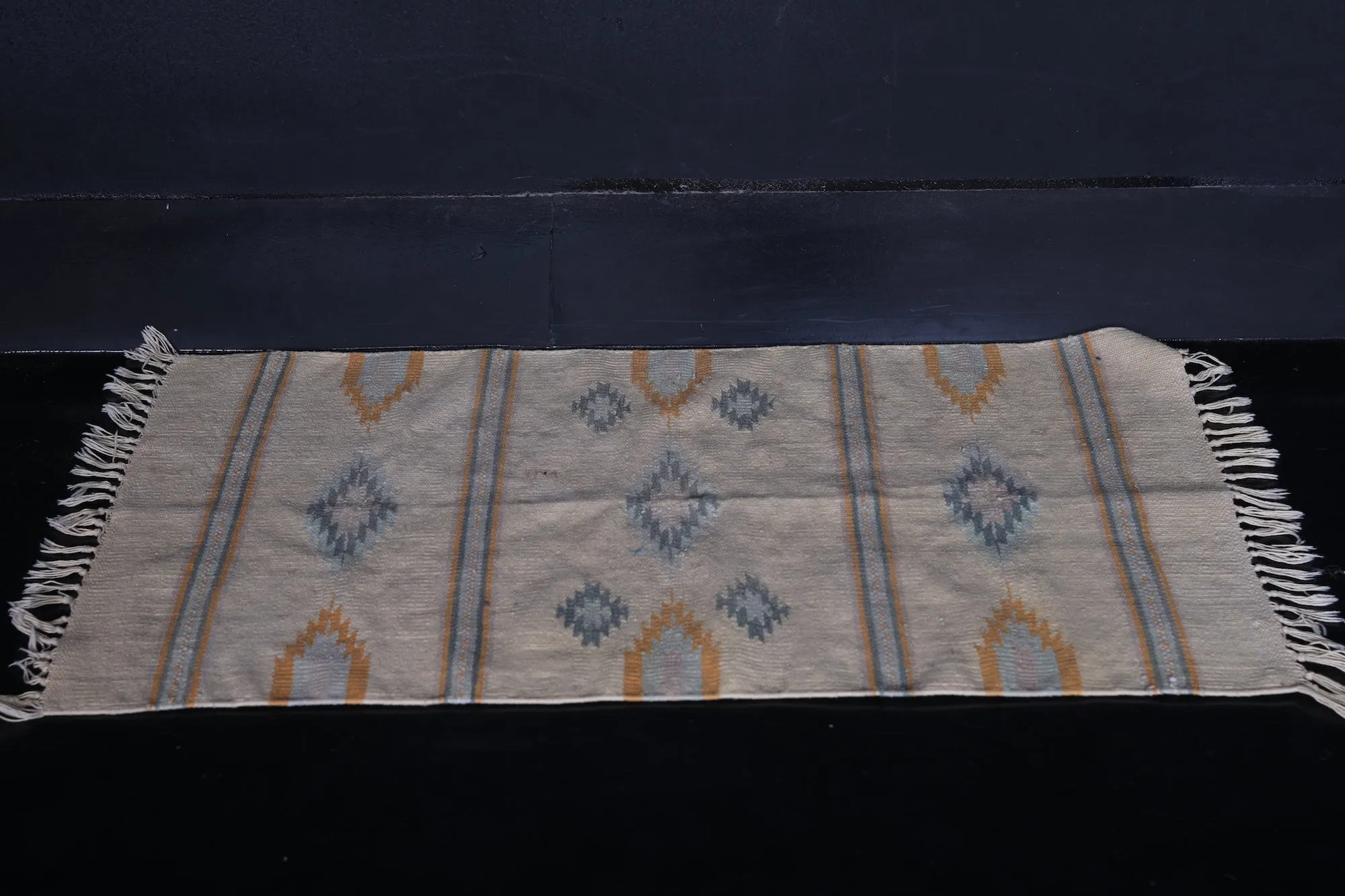Handwoven Small Moroccan Rug 1.8 x 3 FT - Subtle Geometric Patterns