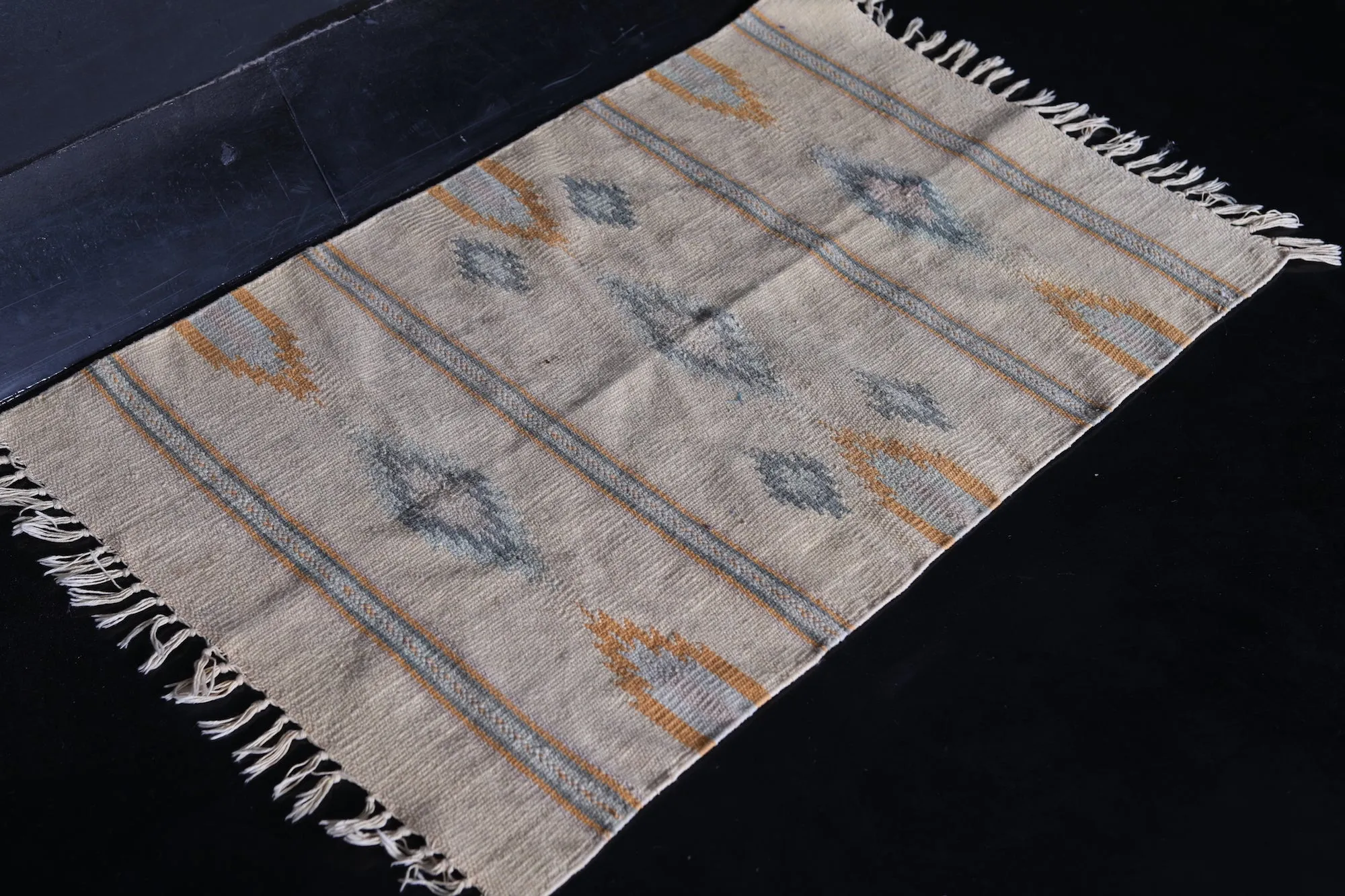 Handwoven Small Moroccan Rug 1.8 x 3 FT - Subtle Geometric Patterns