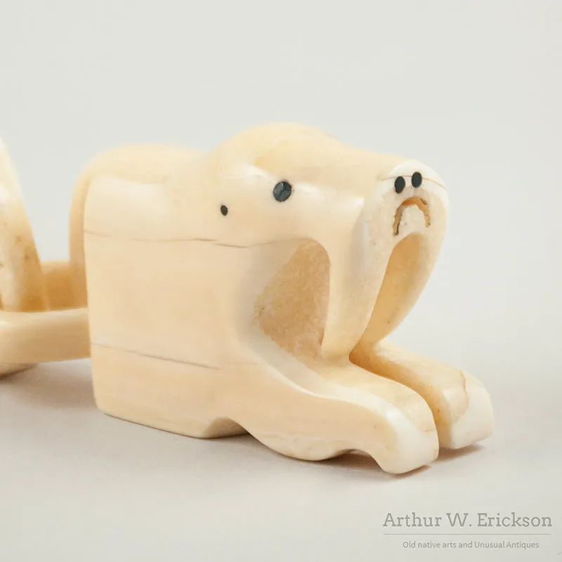 Ivory Walrus Linked Cribbage Board