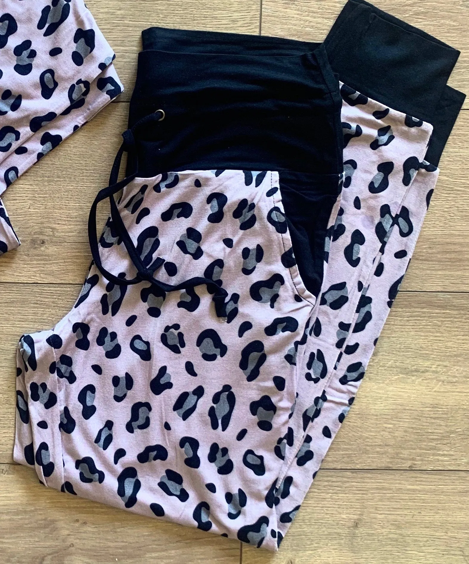 Kozi & Co Mommy   Me Women's Jogger Pants (4 Prints)