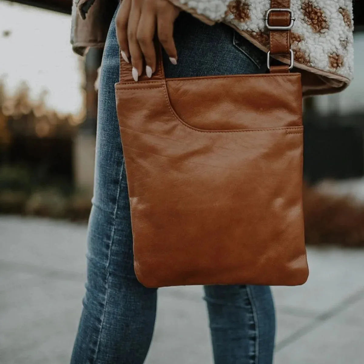 LATICO ATHENA CROSSBODY LEMON