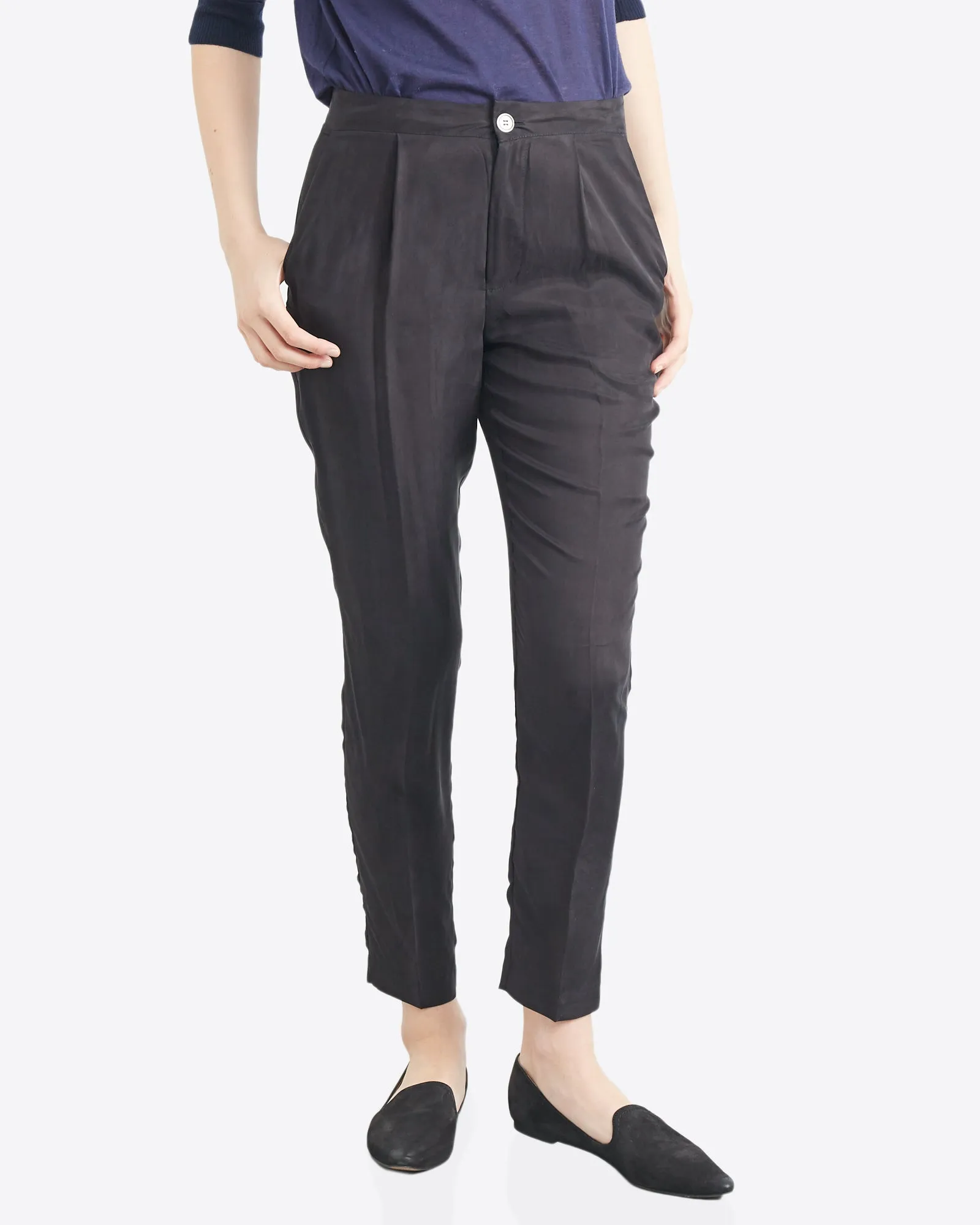 Leah Tapered Essential Pant