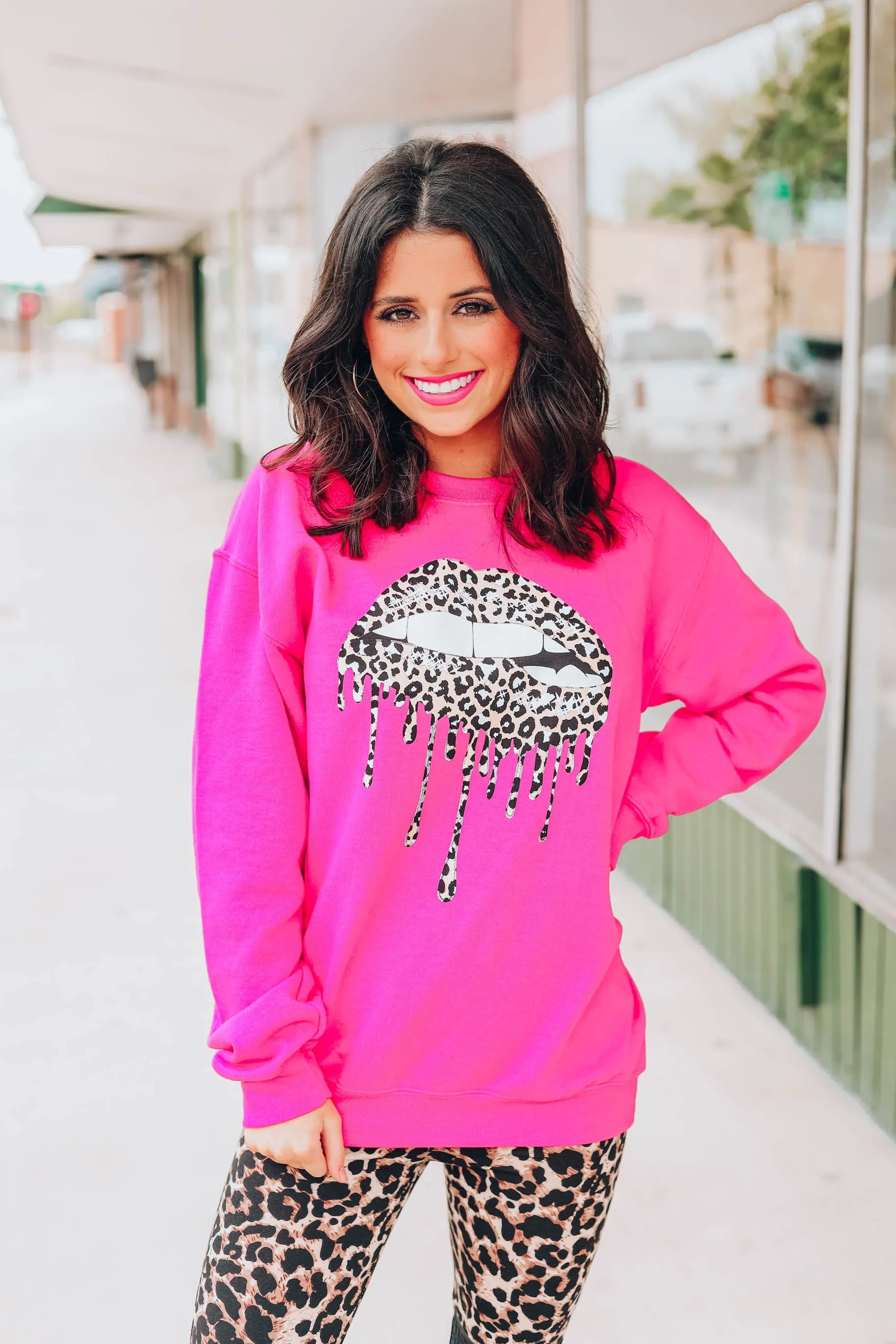 Leopard Drippy Lip Sweatshirt - Pink