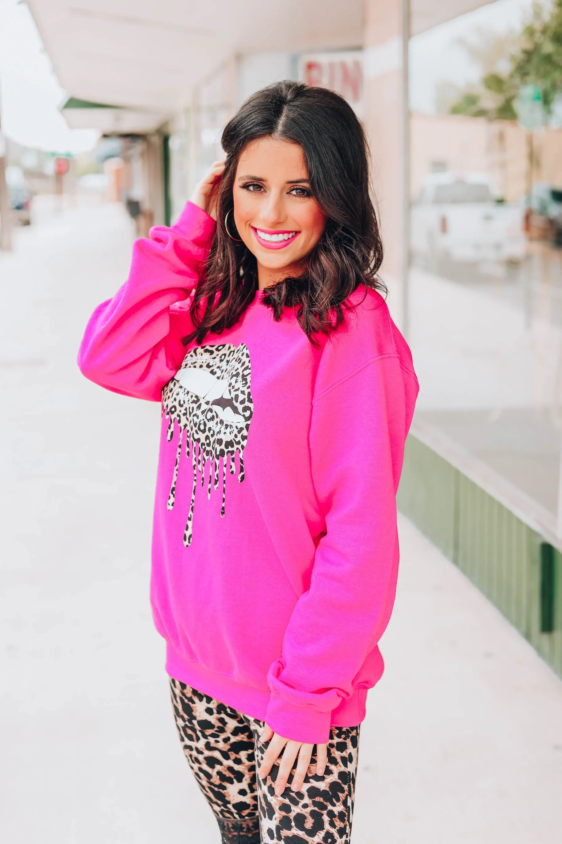 Leopard Drippy Lip Sweatshirt - Pink