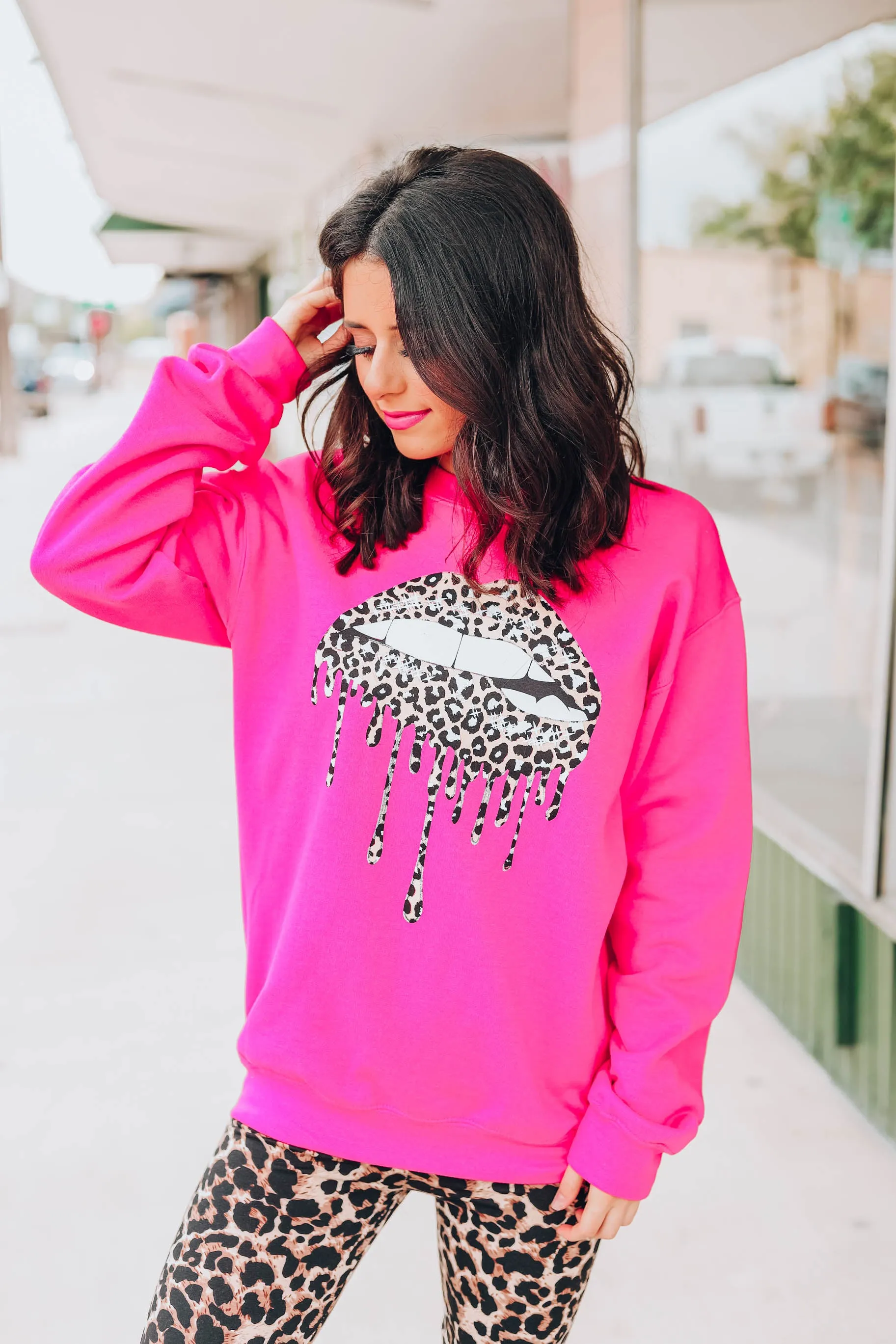 Leopard Drippy Lip Sweatshirt - Pink