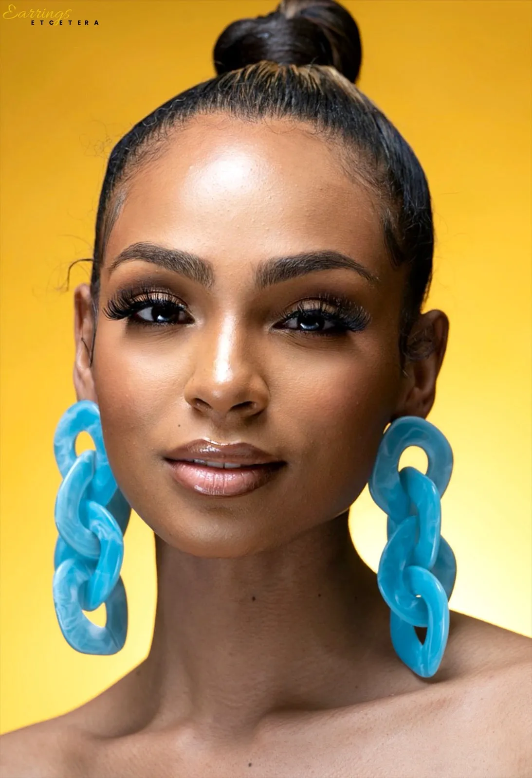 LINKED ACRYLIC DROP EARRINGS